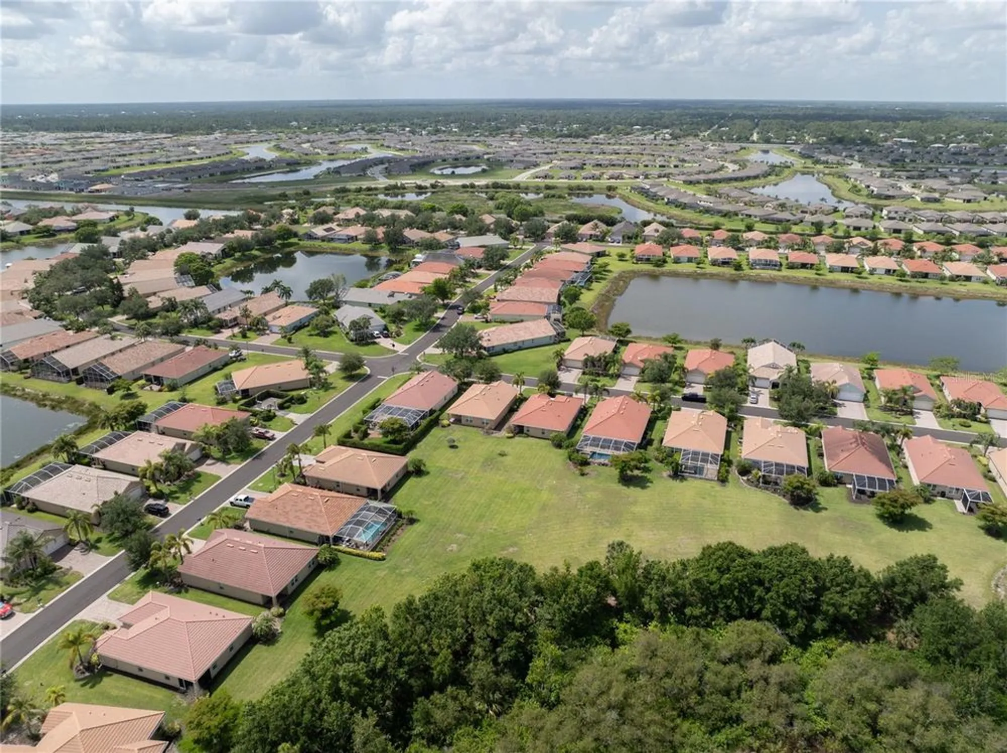 Property Slideshow image 7 of 48 | 15268 yellow wood dr, Alva, FL, 33920