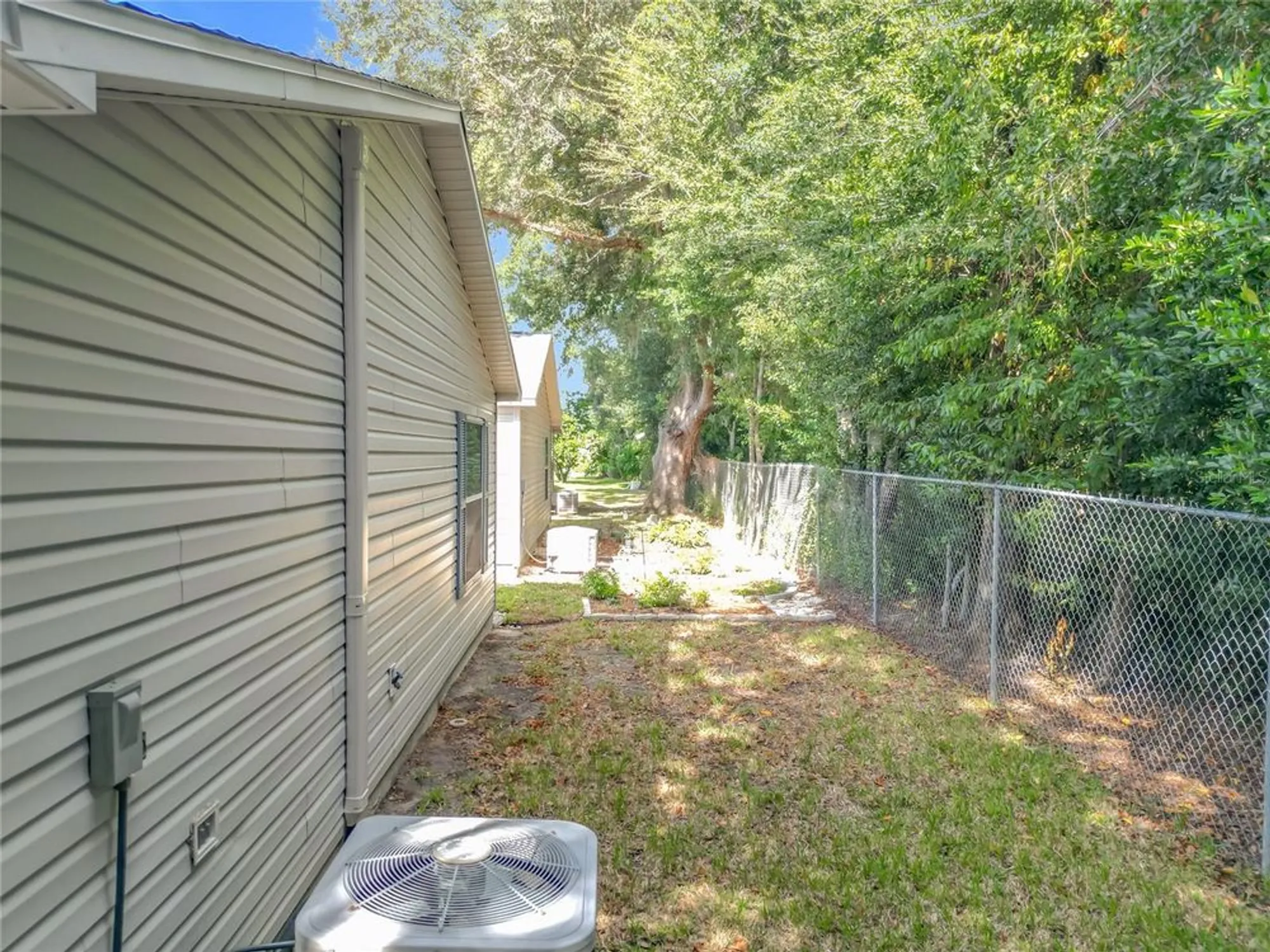 Property Slideshow image 36 of 45 | 17271 se 93rd demoss ct, The Villages, FL, 32162