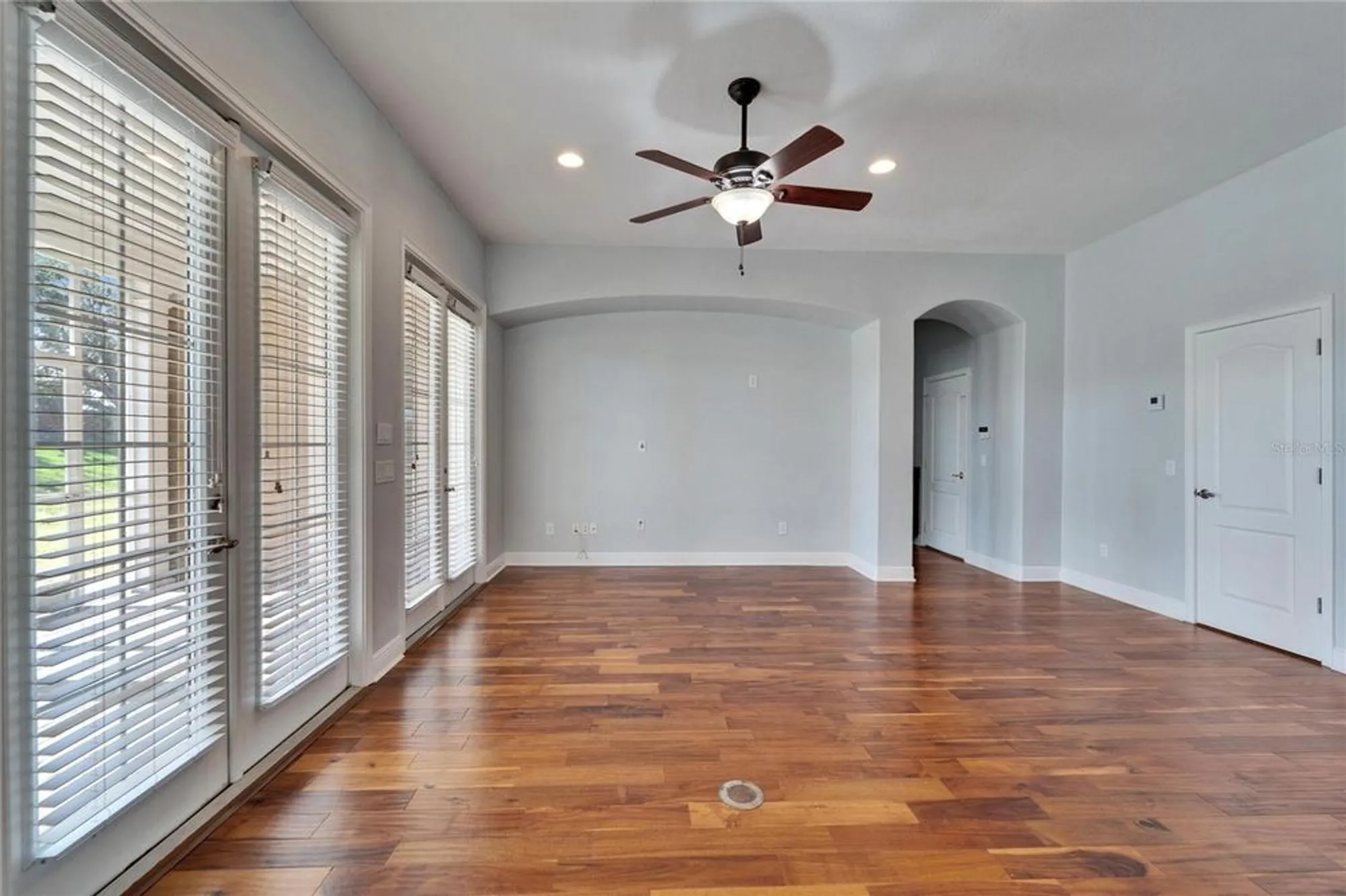 Property Slideshow image 23 of 100 | 410 manns harbor dr, Apollo Beach, FL, 33572