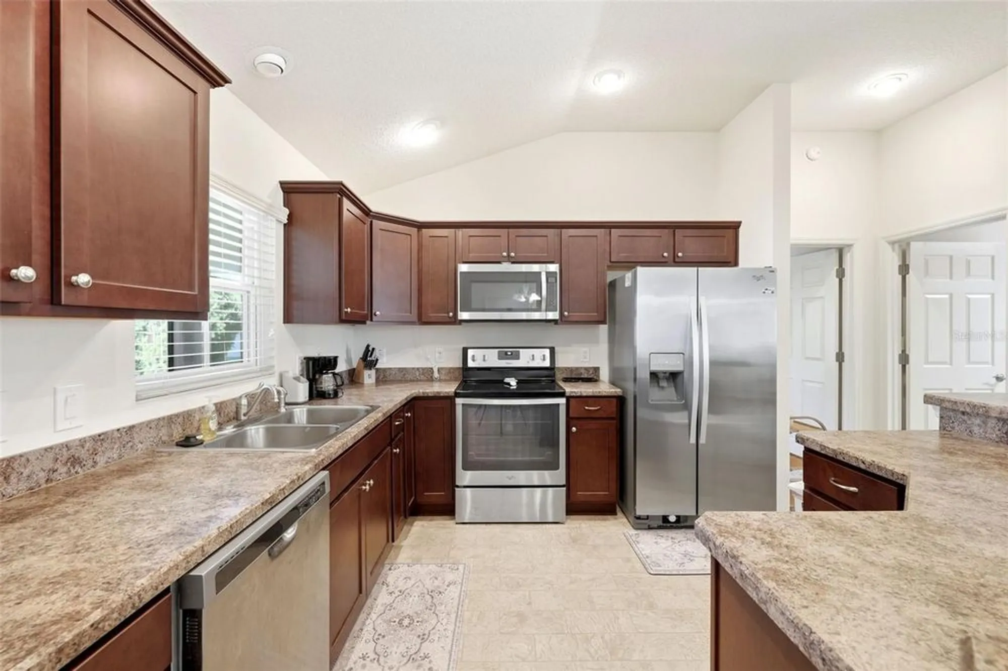 Property Slideshow image 17 of 48 | 937 kauska way, The Villages, FL, 32163