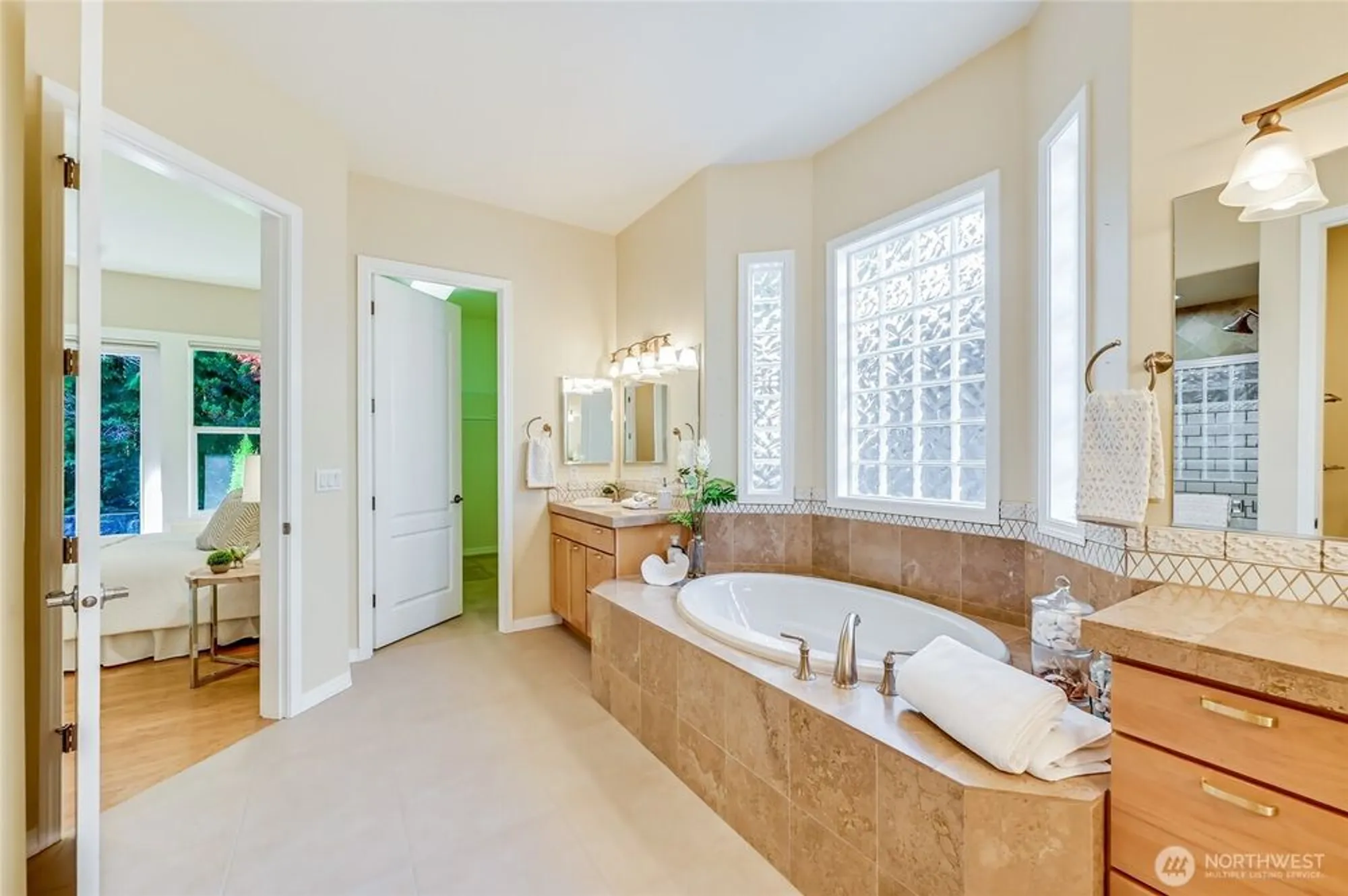 Property Slideshow image 20 of 40 | 12115 big leaf way, Redmond, WA, 98053