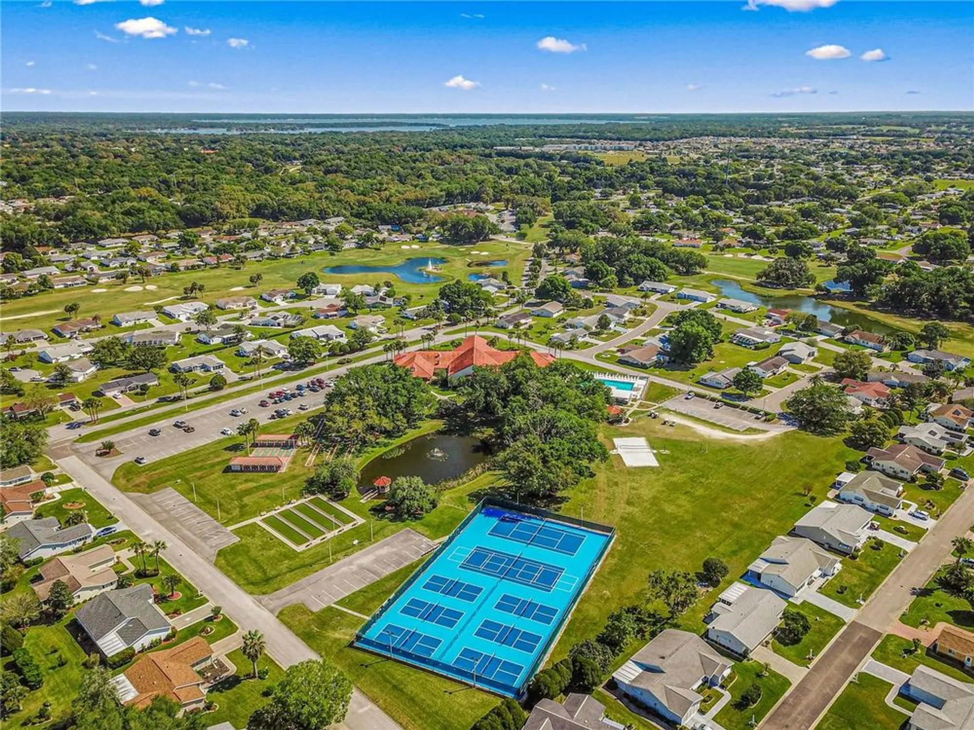 Property Slideshow image 13 of 54 | 17925 se 100th ter, Summerfield, FL, 34491