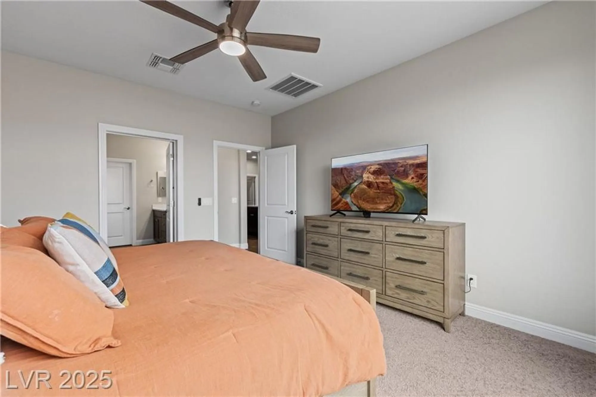 Property Slideshow image 39 of 64 | 1073 flagstone bnd, Mesquite, NV, 89034
