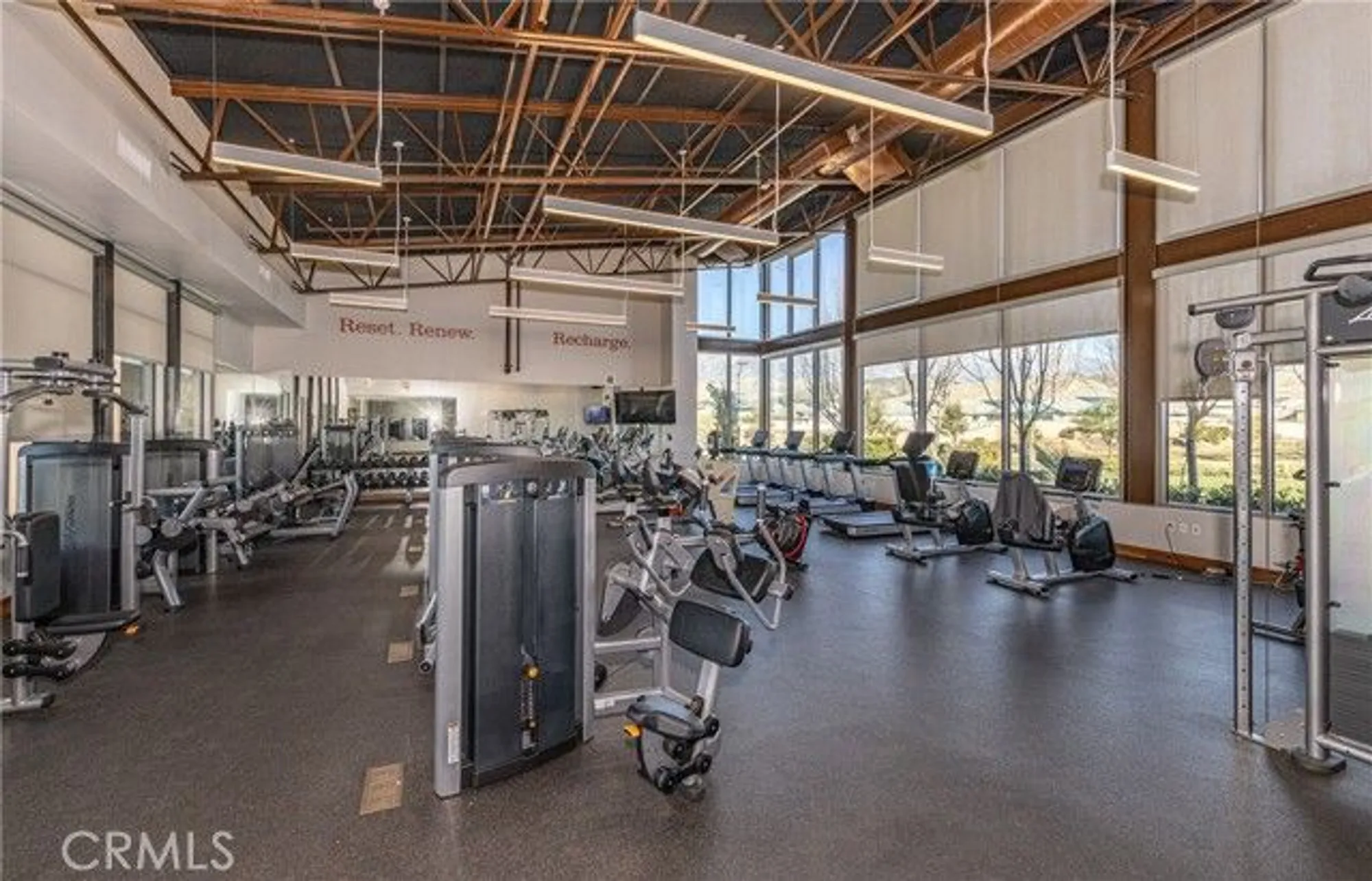 Property Slideshow image 34 of 40 | 1575 village green way, Beaumont, CA, 92223