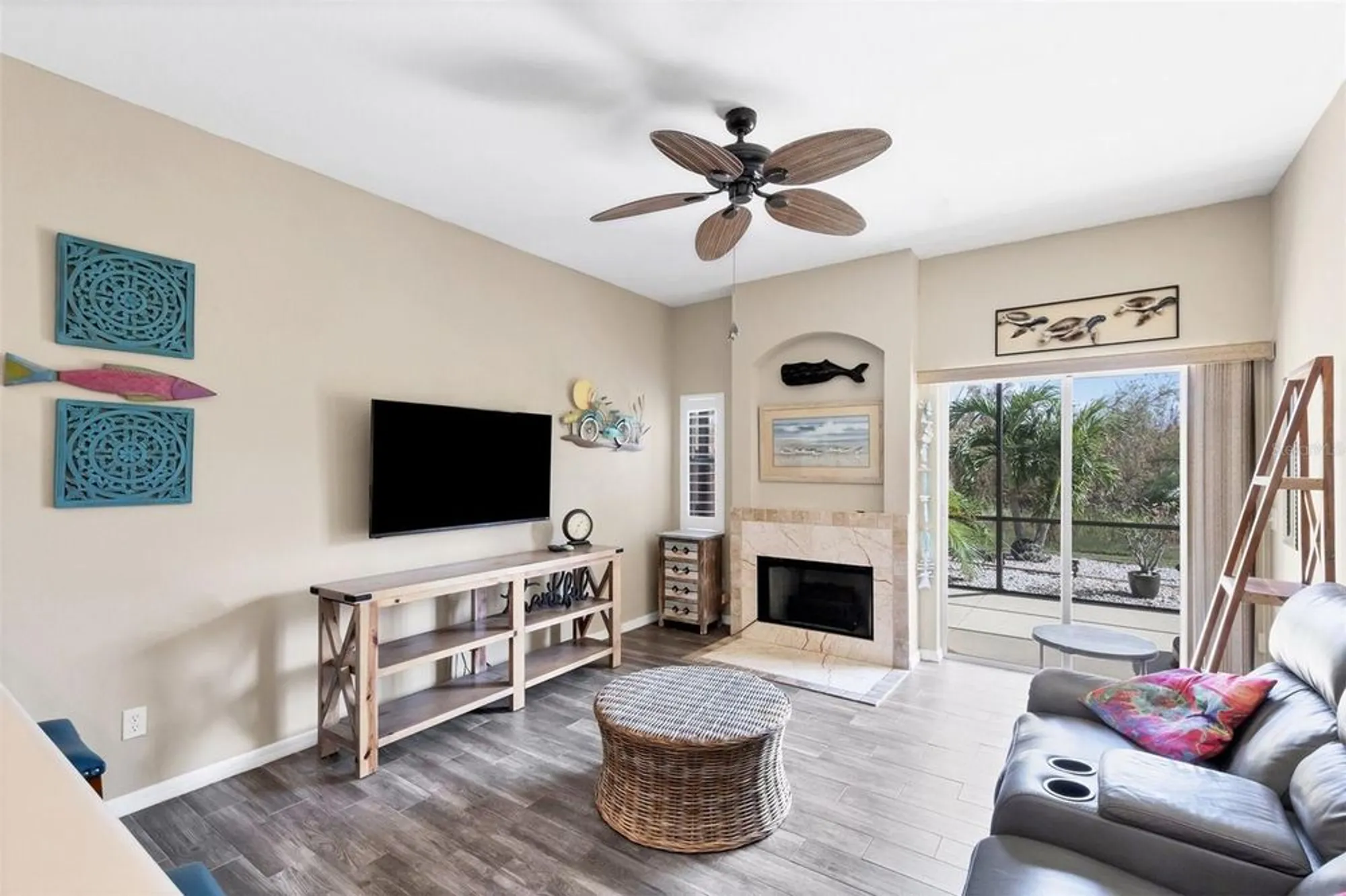 Property Slideshow image 4 of 37 | 4261 oak terrace cir, Port Charlotte, FL, 33953