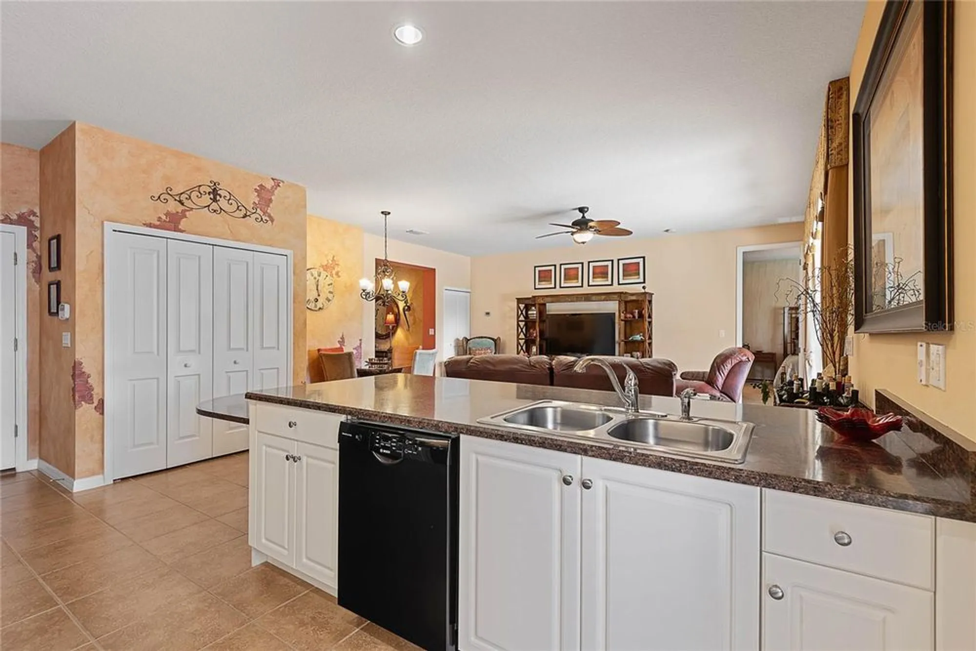 Property Slideshow image 21 of 67 | 680 elk river dr, Ormond Beach, FL, 32174