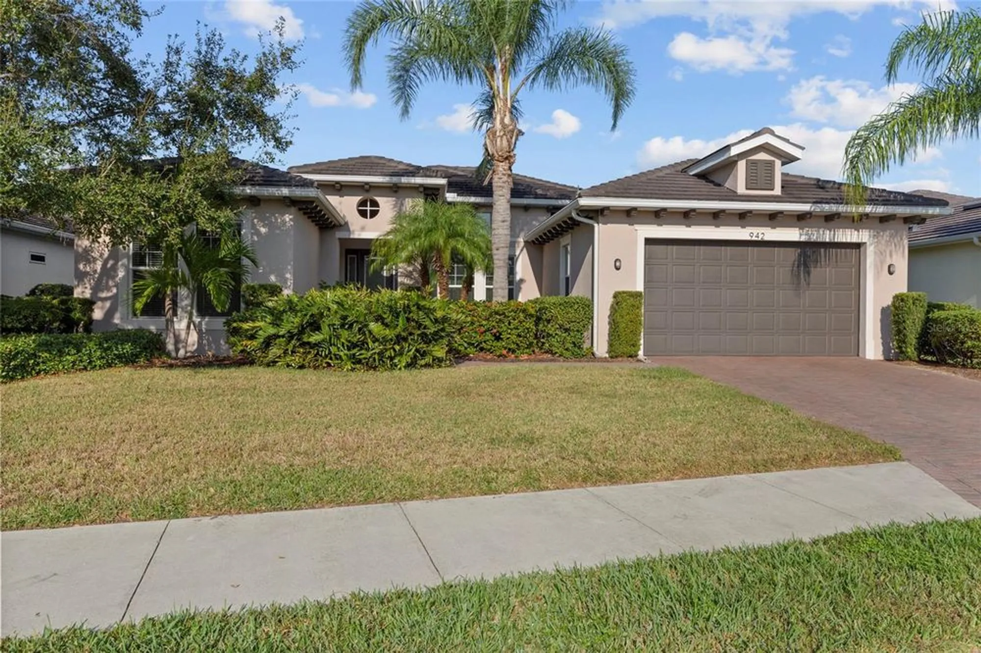 Property Slideshow image 1 of 51 | 942 preservation st, Bradenton, FL, 34208