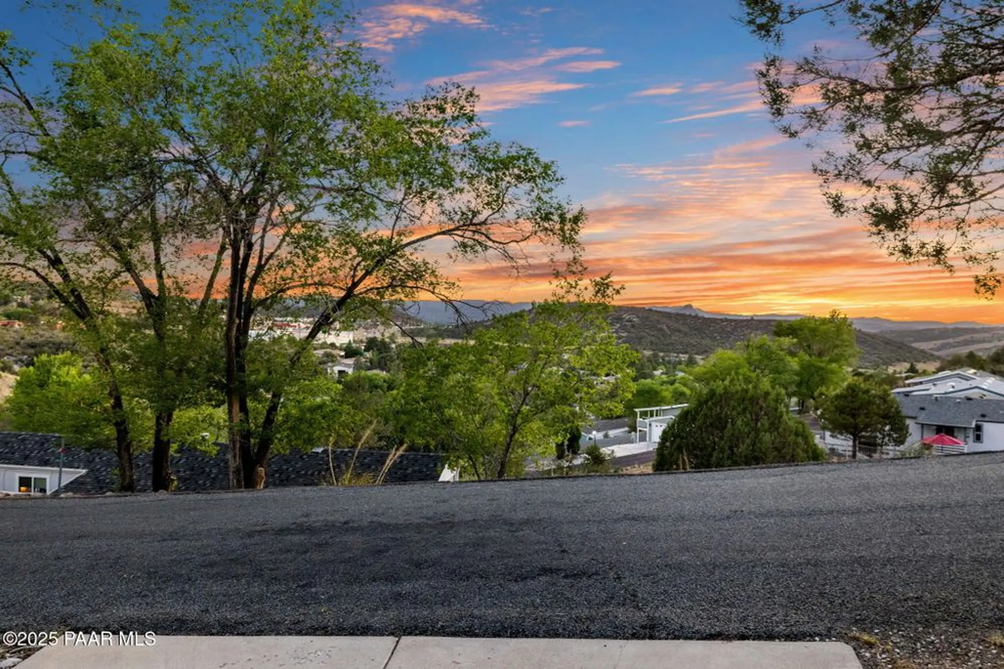 Property Slideshow image 15 of 35 | 2499 hilltop rd, Prescott, AZ, 86301
