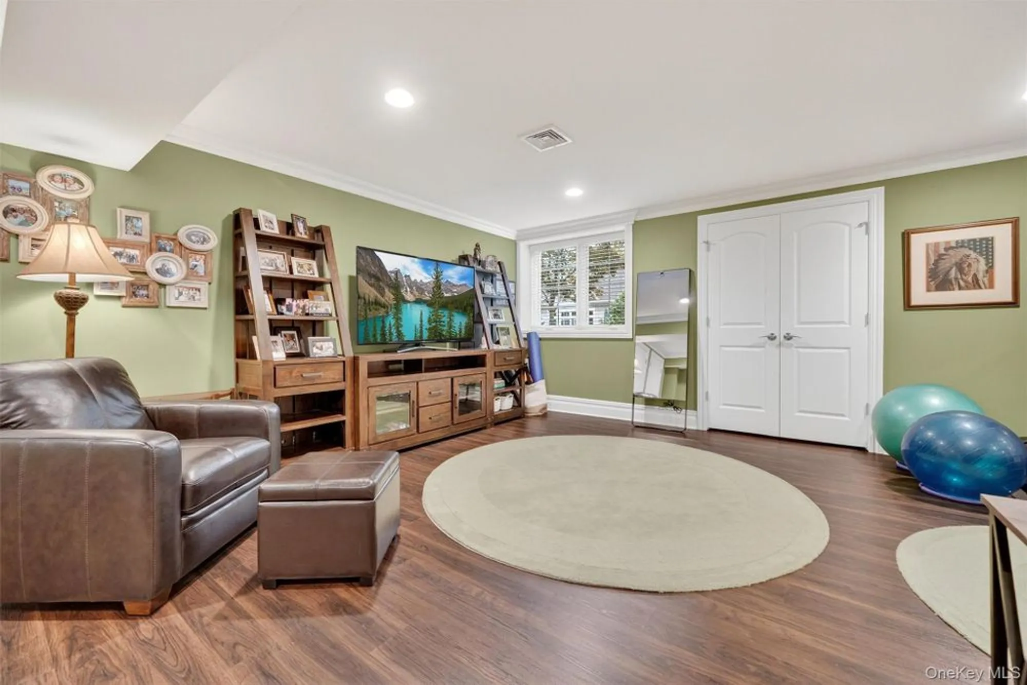 Property Slideshow image 24 of 44 | 29 michael roberts ct, Pearl River, NY, 10965