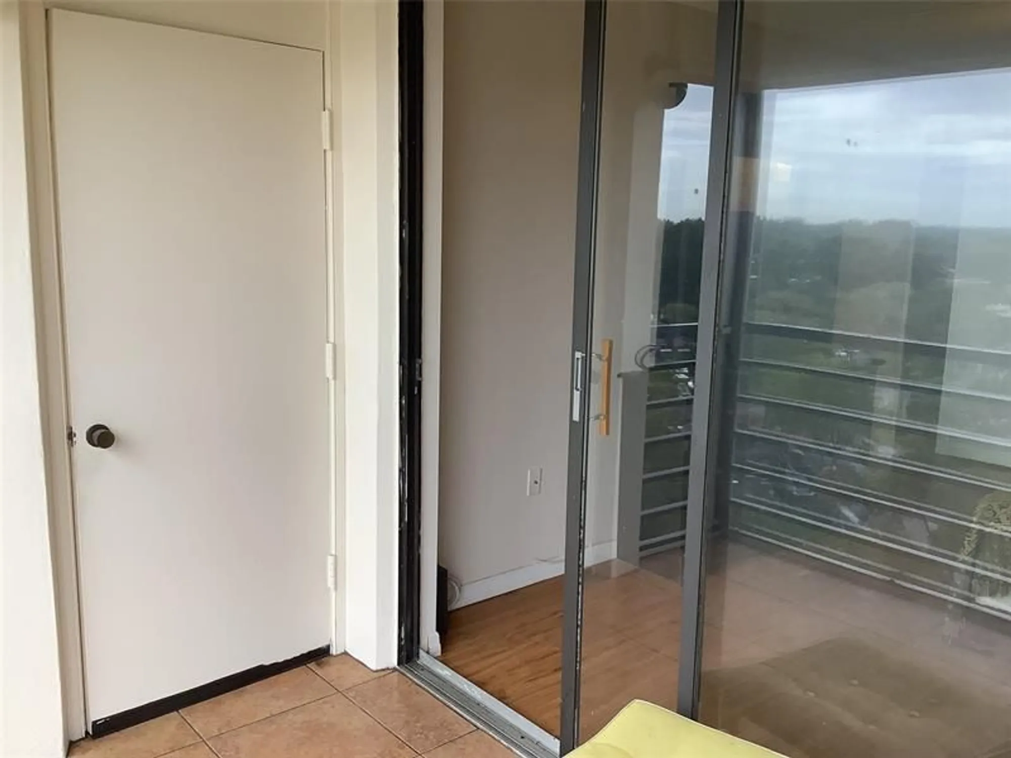 Property Slideshow image 14 of 43 | 1300 saint charles pl ph 13, Pembroke Pines, FL, 33026