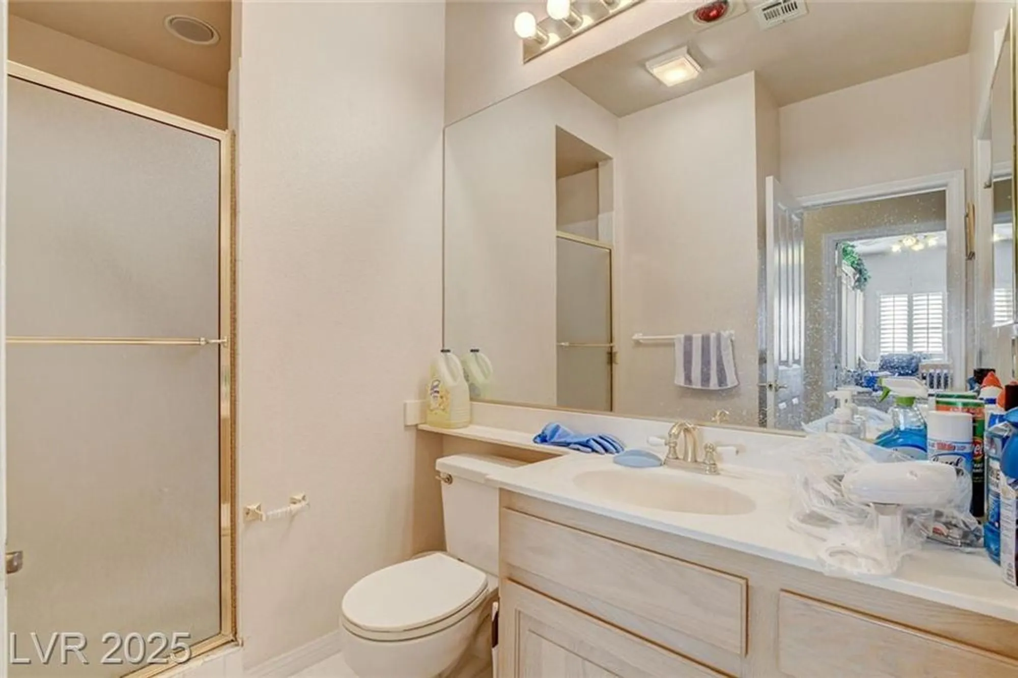 Property Slideshow image 45 of 63 | 352 mill hollow rd, Las Vegas, NV, 89107