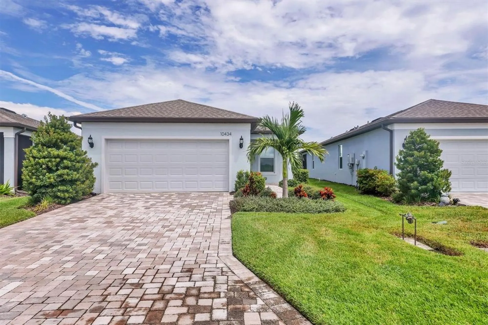 Property Slideshow image 1 of 48 | 10434 spring tide way, Parrish, FL, 34219