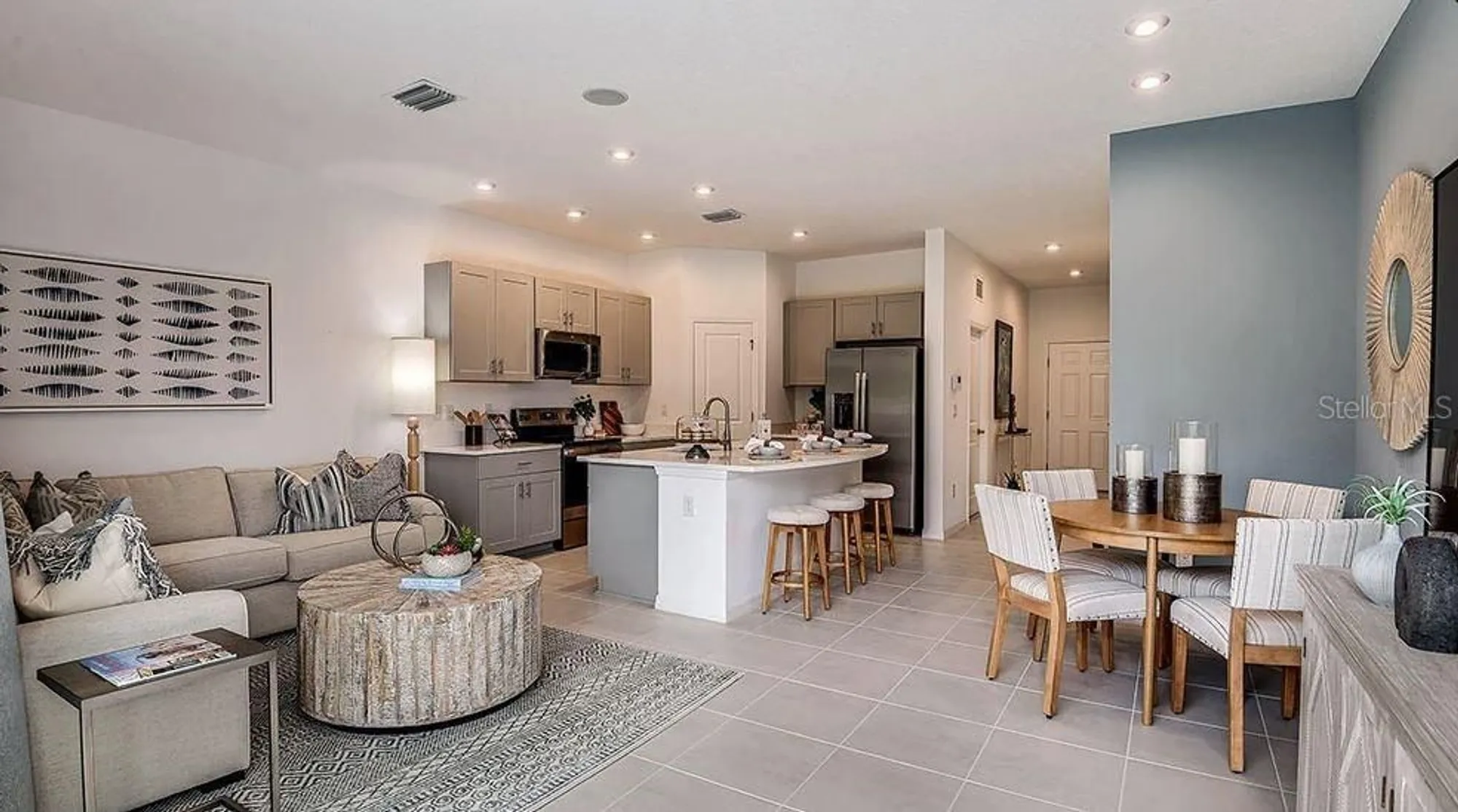 Property Slideshow image 7 of 33 | 15188 cuzcorro ct, Nokomis, FL, 34275