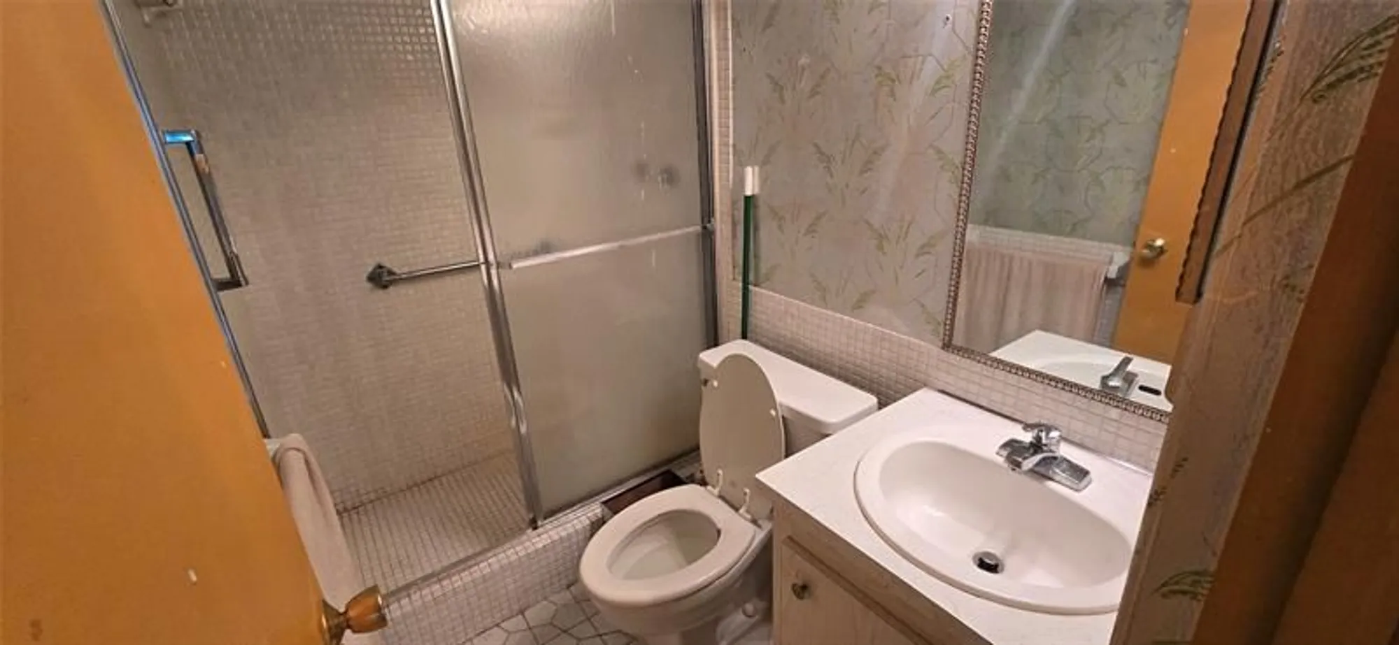 Property Slideshow image 8 of 15 | 4750 nw 22nd ct 209, Lauderhill, FL, 33313