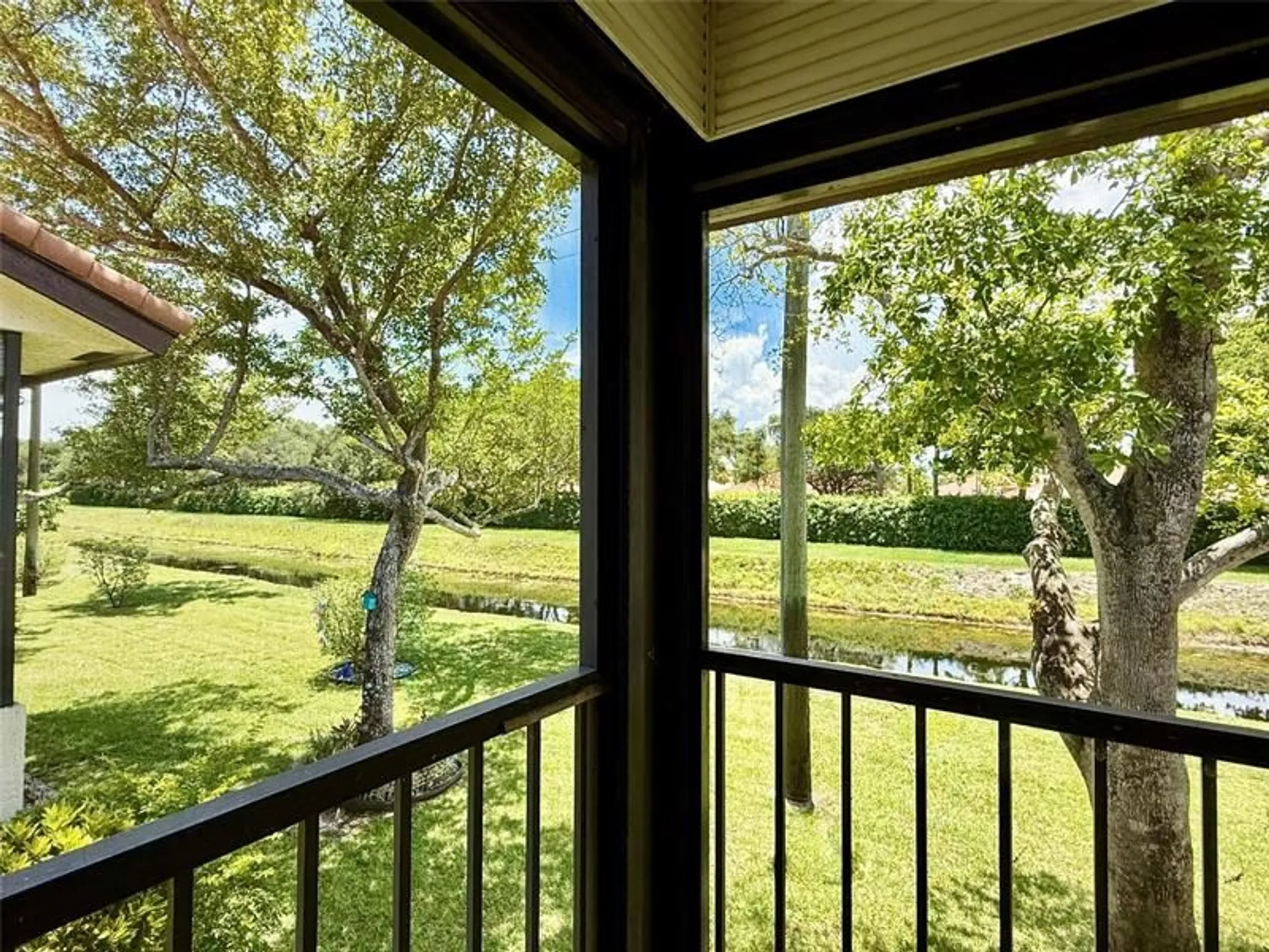 Property Slideshow image 30 of 62 | 10805 bahama palm way apt 201, Boynton Beach, FL, 33437