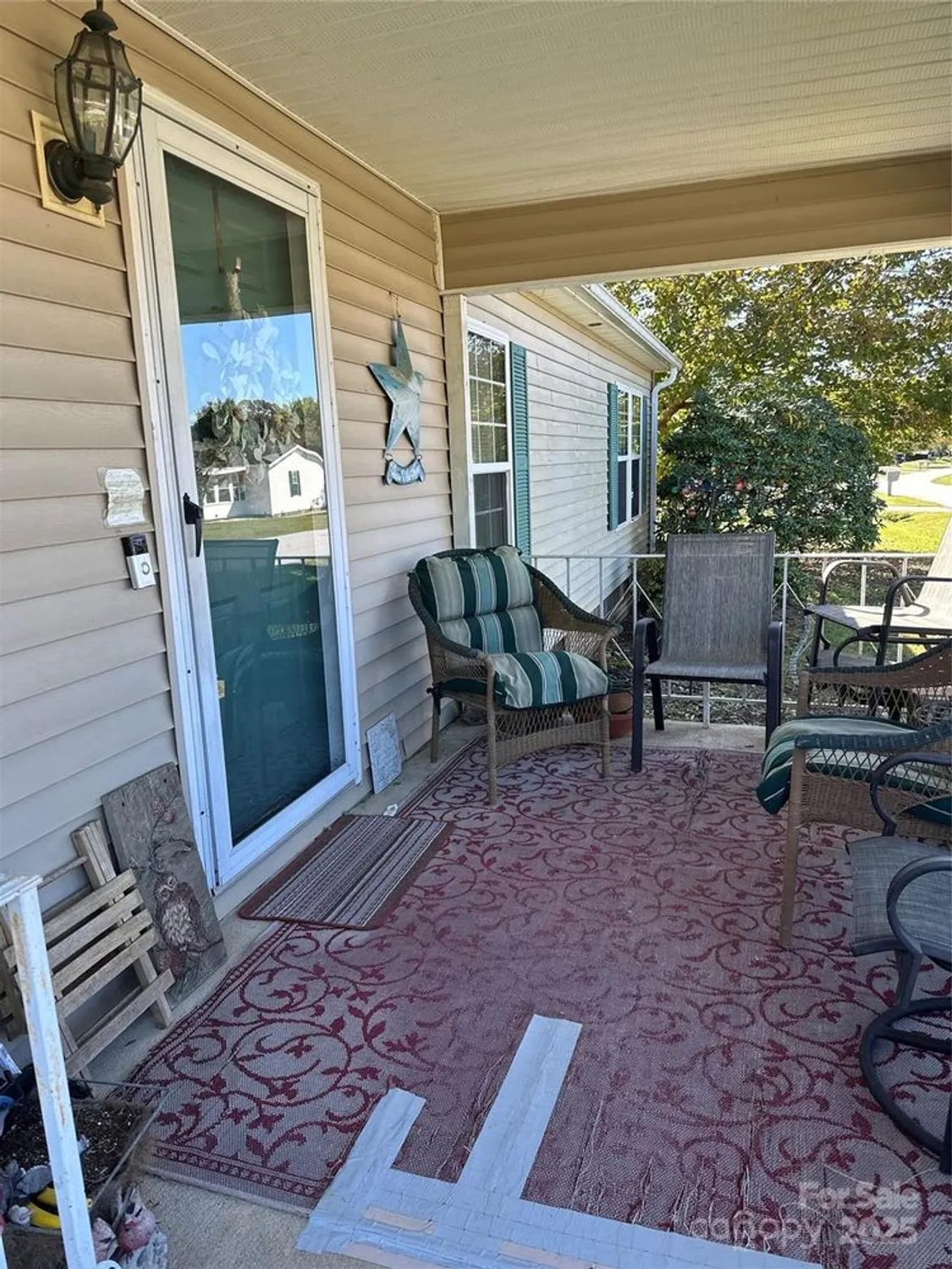 Property Slideshow image 25 of 28 | 308 riverwind dr, Hendersonville, NC, 28739