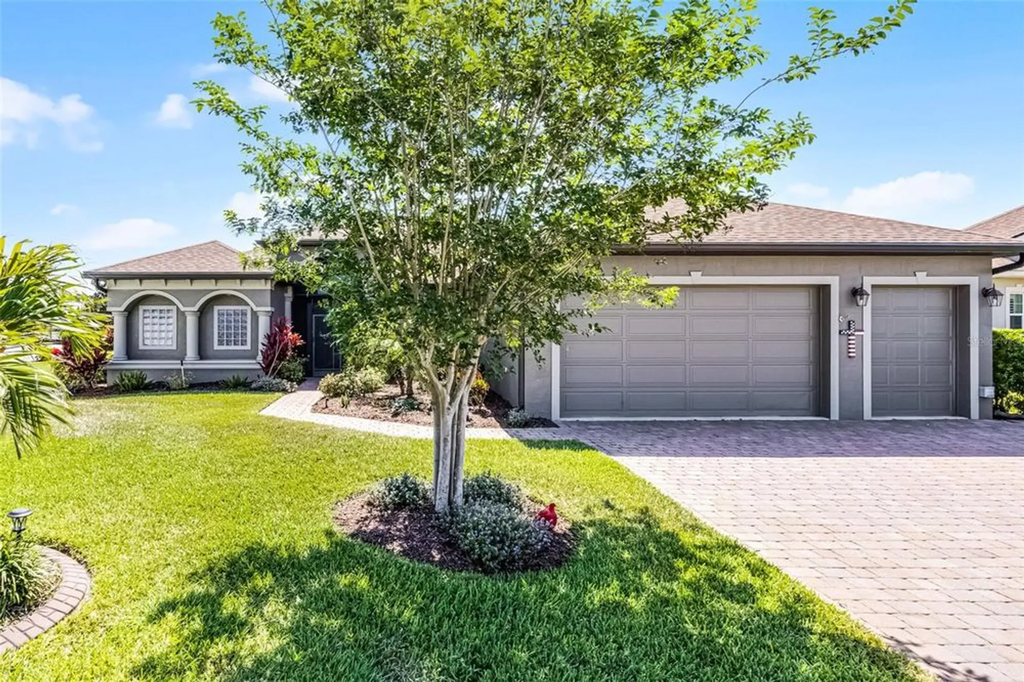 Property Slideshow image 2 of 71 | 1394 oakmont dr, Winter Haven, FL, 33884