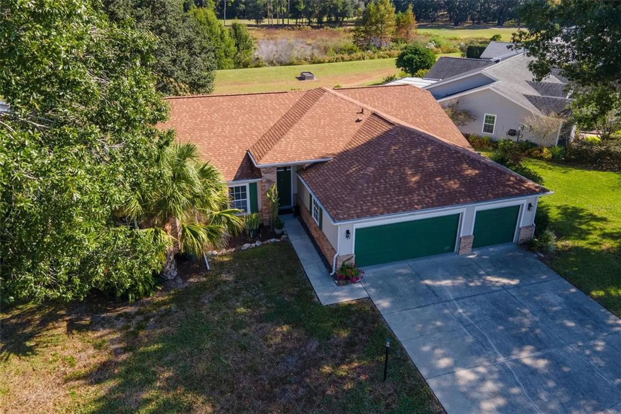 Property Slideshow image 42 of 55 | 25440 crestwater dr, Leesburg, FL, 34748