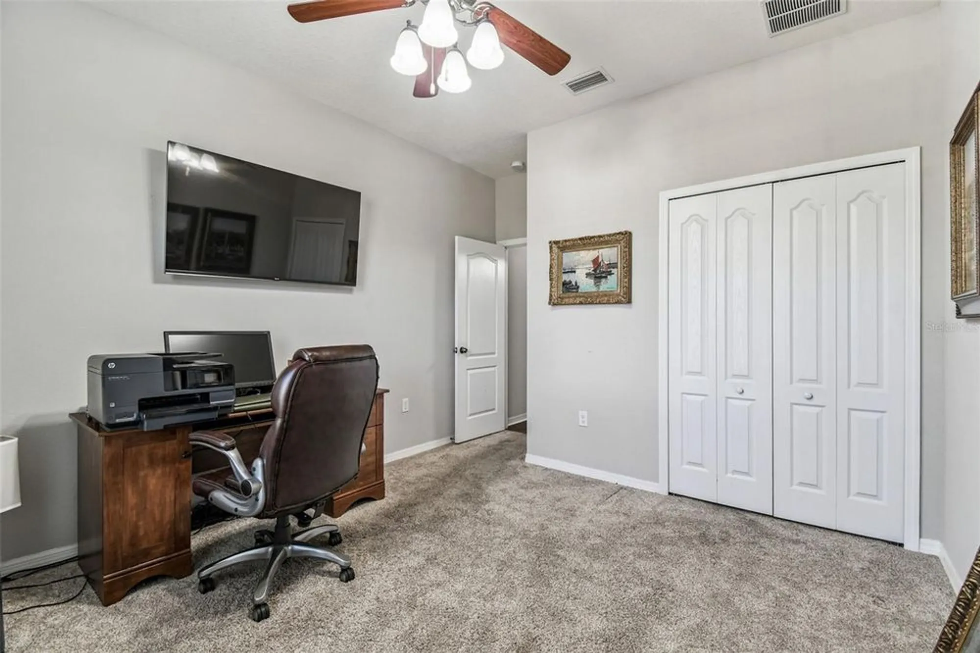 Property Slideshow image 25 of 91 | 11150 paradise point way, New Port Richey, FL, 34654