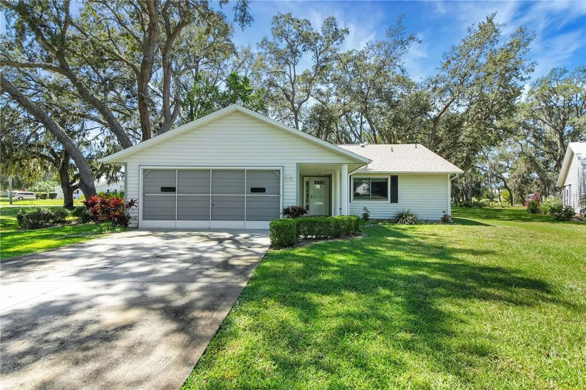 Property Slideshow image 4 of 63 | 610 fannich ct, Leesburg, FL, 34788