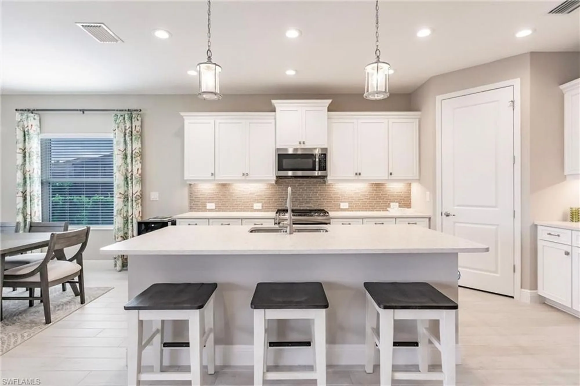 Property Slideshow image 22 of 50 | 13871 amblewind cove way, Fort Myers, FL, 33905