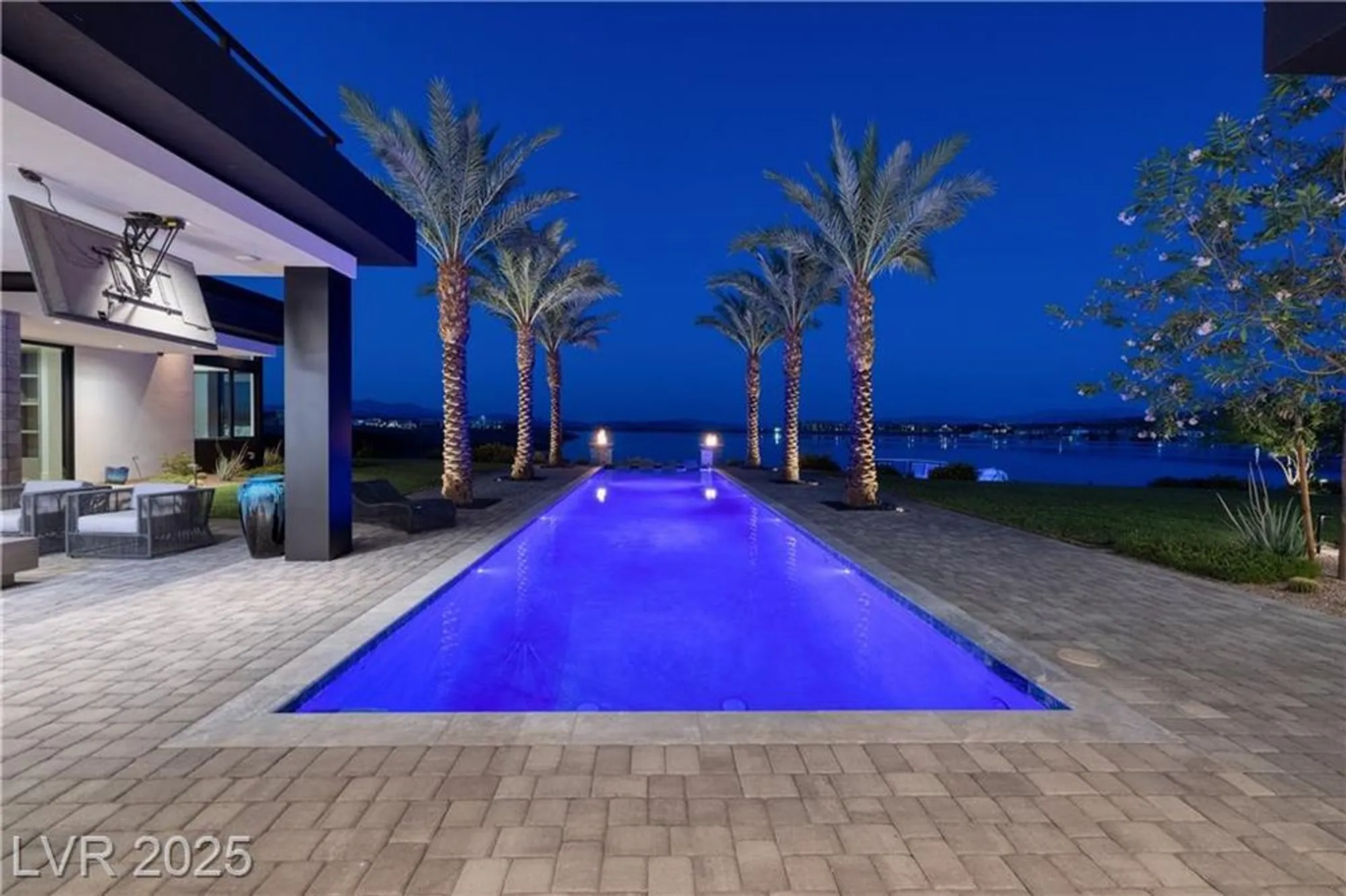 Property Slideshow image 27 of 32 | 10 sunrise beach cir, Henderson, NV, 89011
