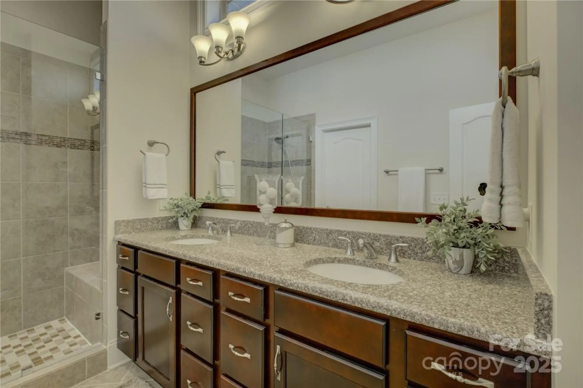 Property Slideshow image 27 of 48 | 15511 lake ridge rd, Charlotte, NC, 28278