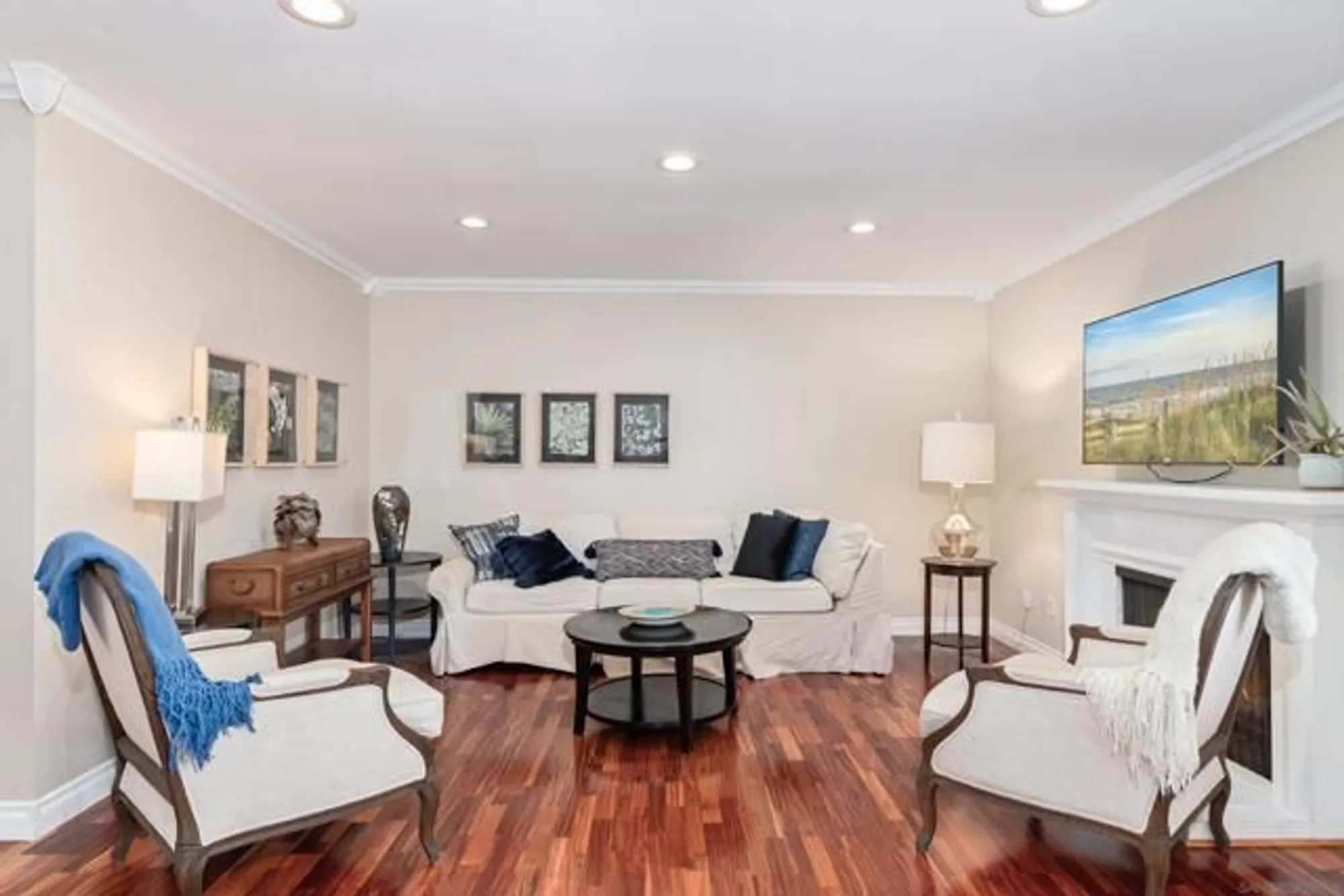 Property Slideshow image 5 of 34 | 17525 plaza gitana, San Diego, CA, 92128