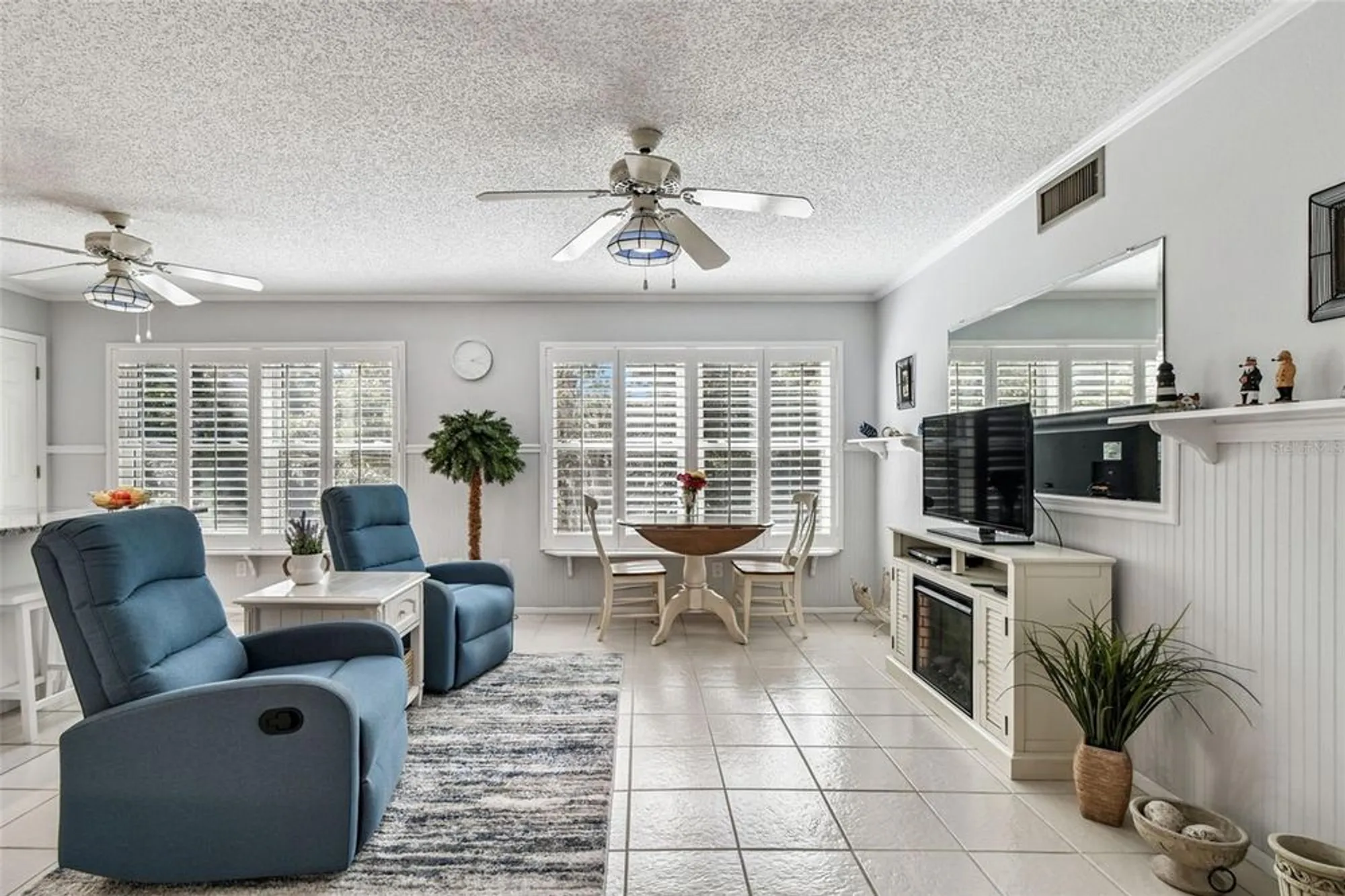Property Slideshow image 24 of 74 | 2170 americus blvd 34, Clearwater, FL, 33763