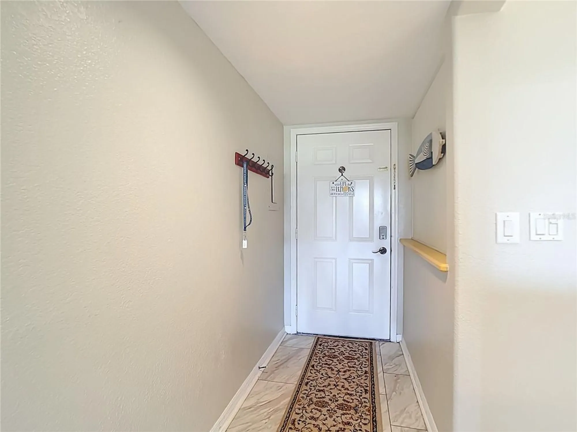Property Slideshow image 31 of 57 | 404 cerromar cir 115, Venice, FL, 34293