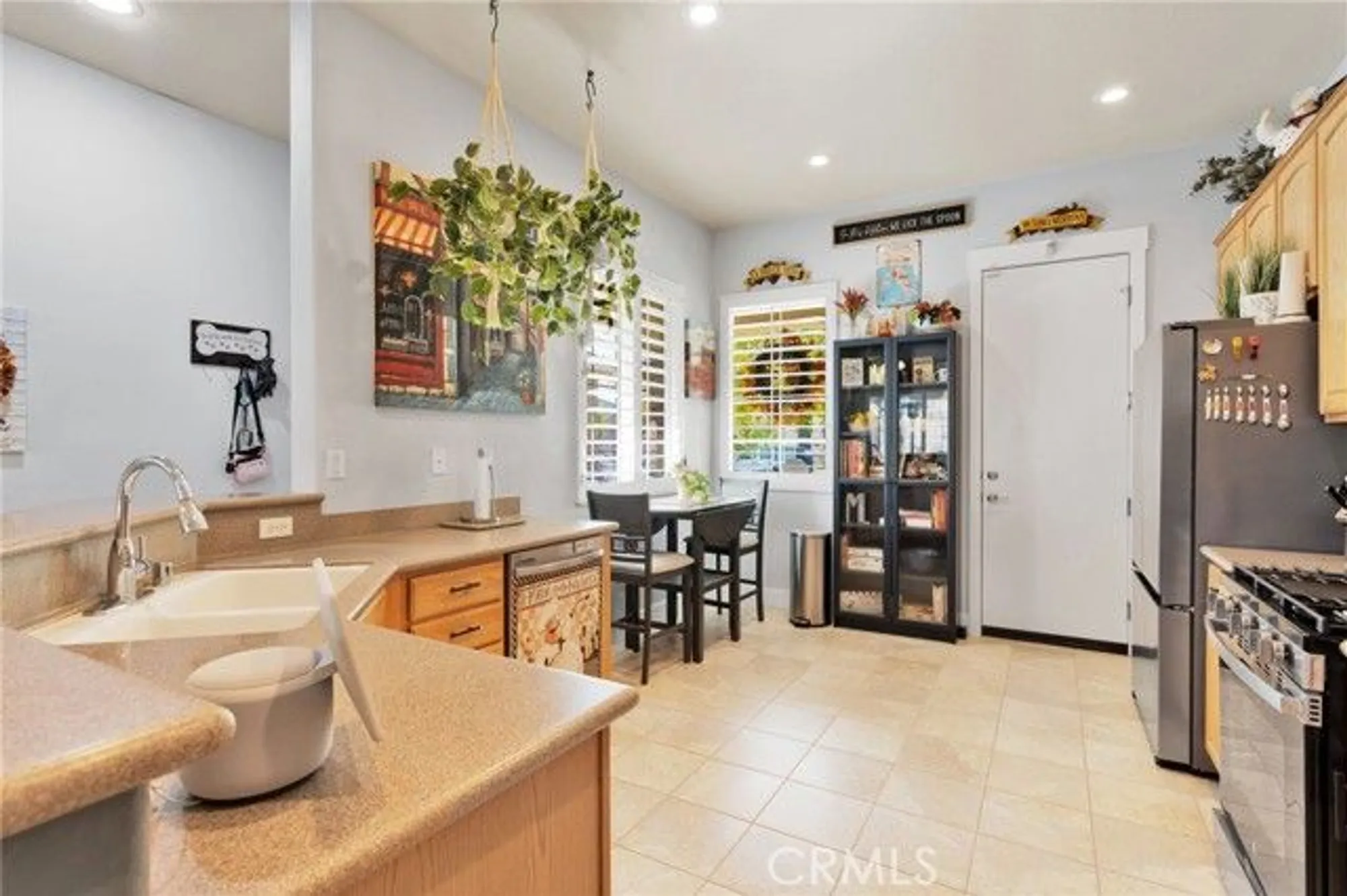 Property Slideshow image 14 of 41 | 10495 bridge haven rd, Apple Valley, CA, 92308