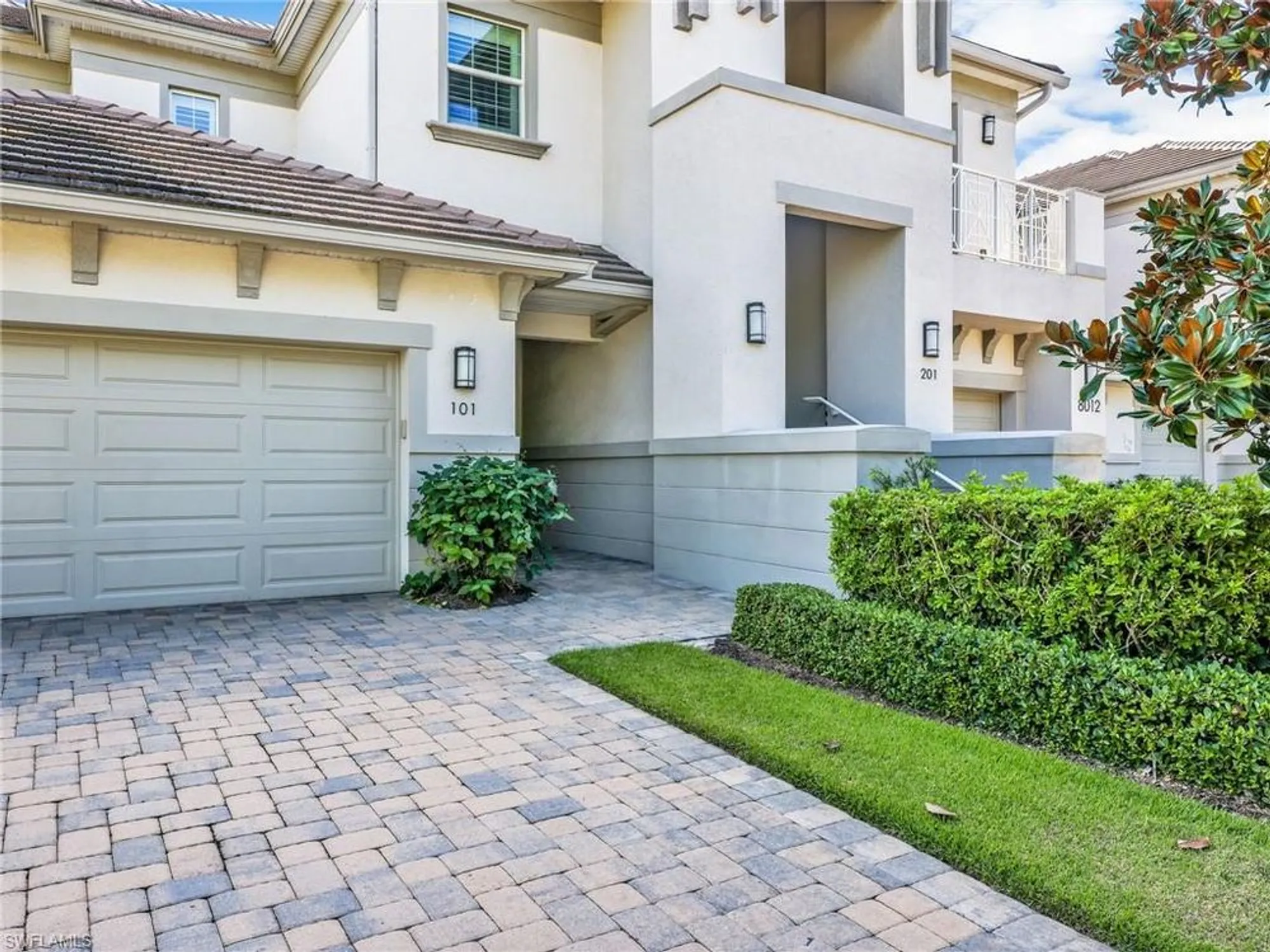 Property Slideshow image 5 of 49 | 8012 signature club cir unit 101, Naples, FL, 34113