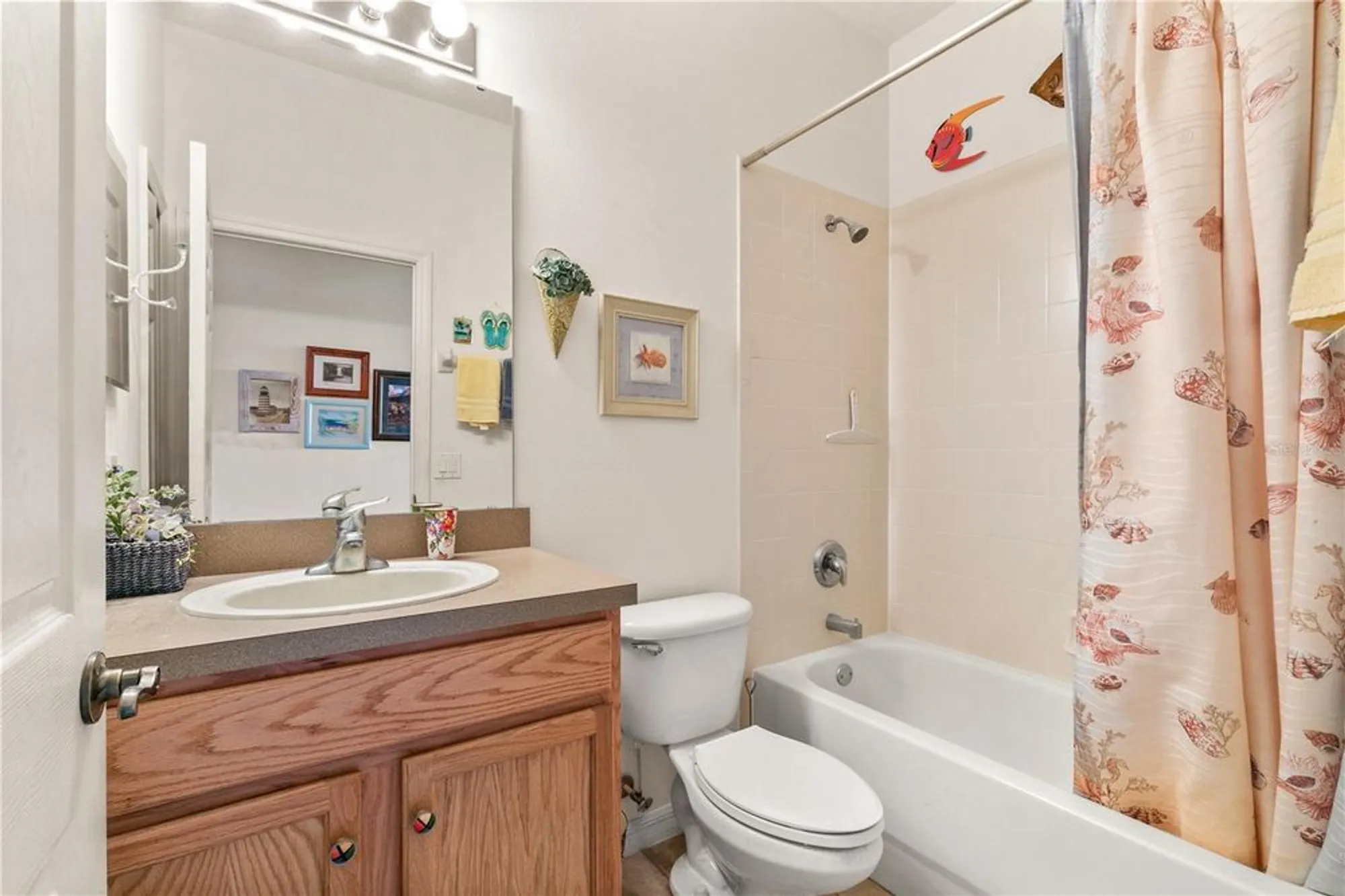 Property Slideshow image 20 of 45 | 112 flame vine way, Groveland, FL, 34736