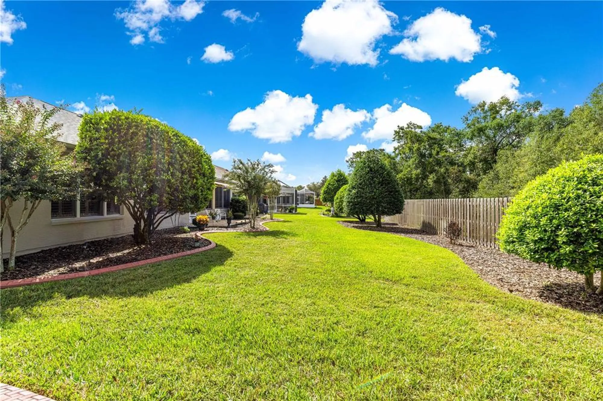 Property Slideshow image 5 of 63 | 11864 se 91st cir, Summerfield, FL, 34491