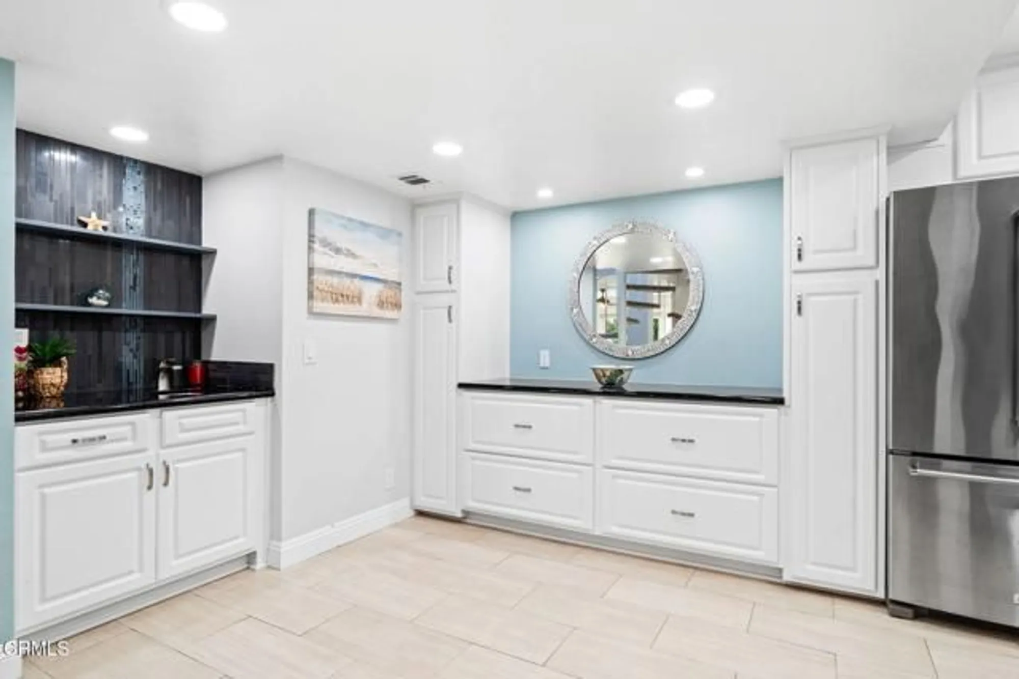 Property Slideshow image 20 of 53 | 2151 martinique ln, Oxnard, CA, 93035