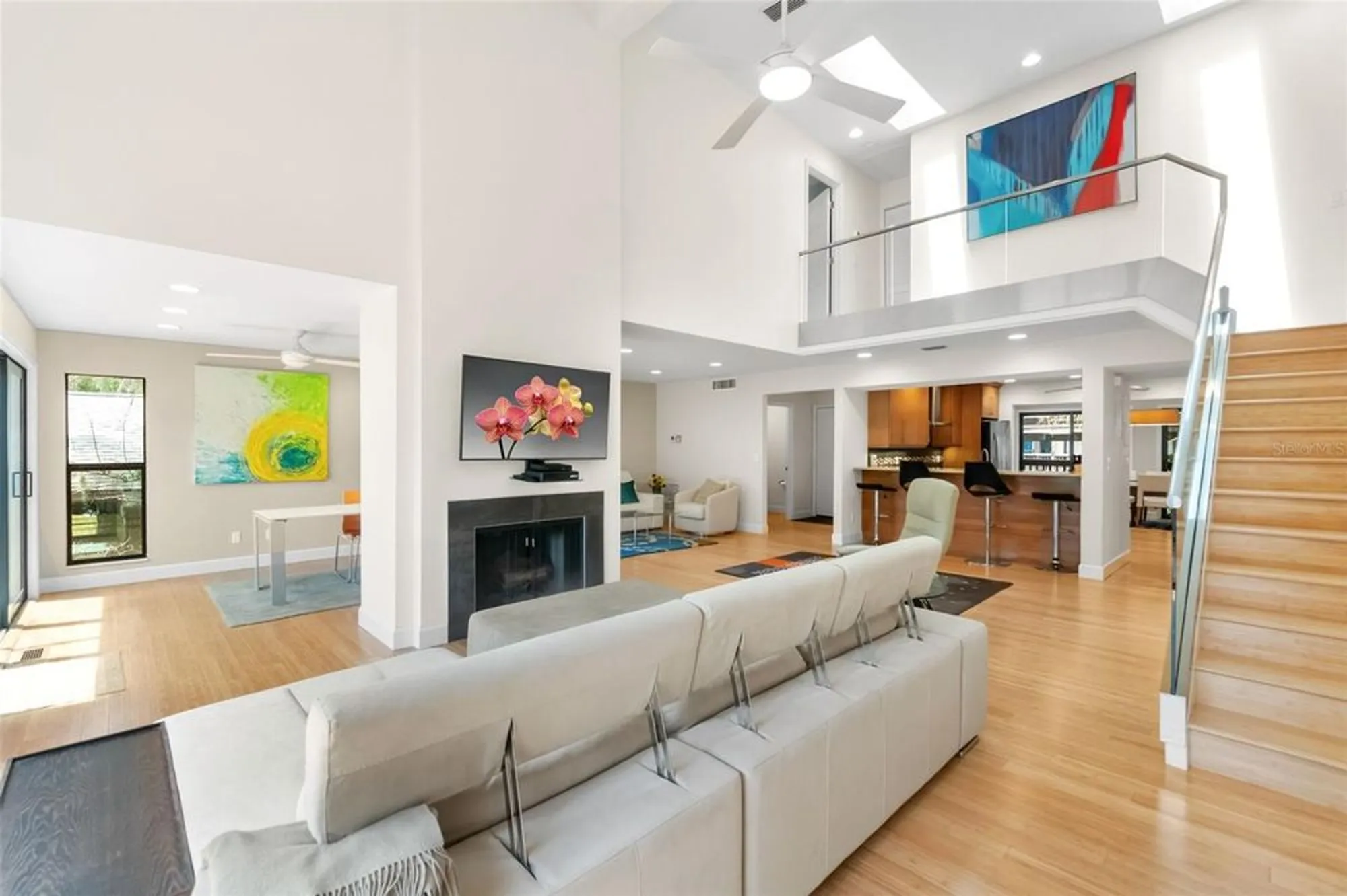 Property Slideshow image 10 of 69 | 1347 landings dr 6, Sarasota, FL, 34231