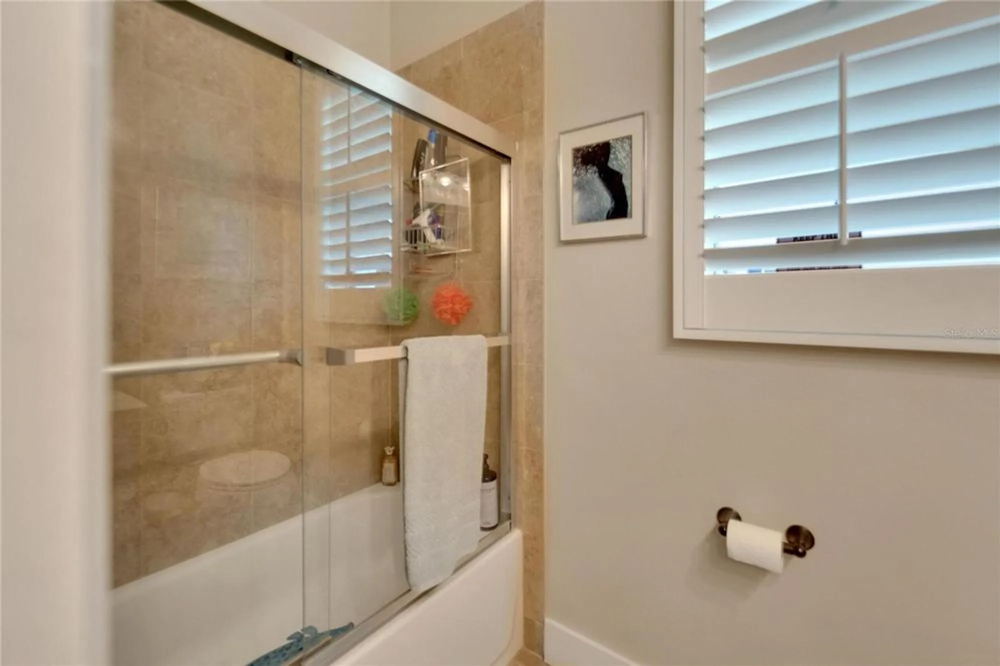 Property Slideshow image 37 of 60 | 527 manns harbor dr, Apollo Beach, FL, 33572