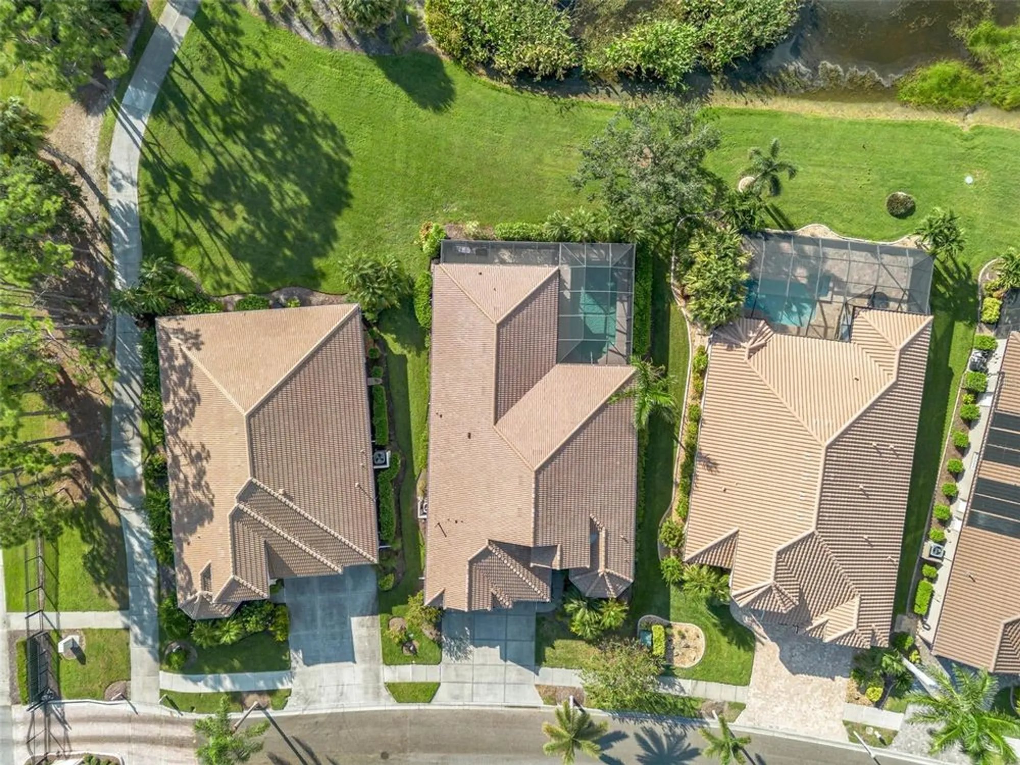 Property Slideshow image 16 of 20 | 1011 creek nine dr, North Port, FL, 34291