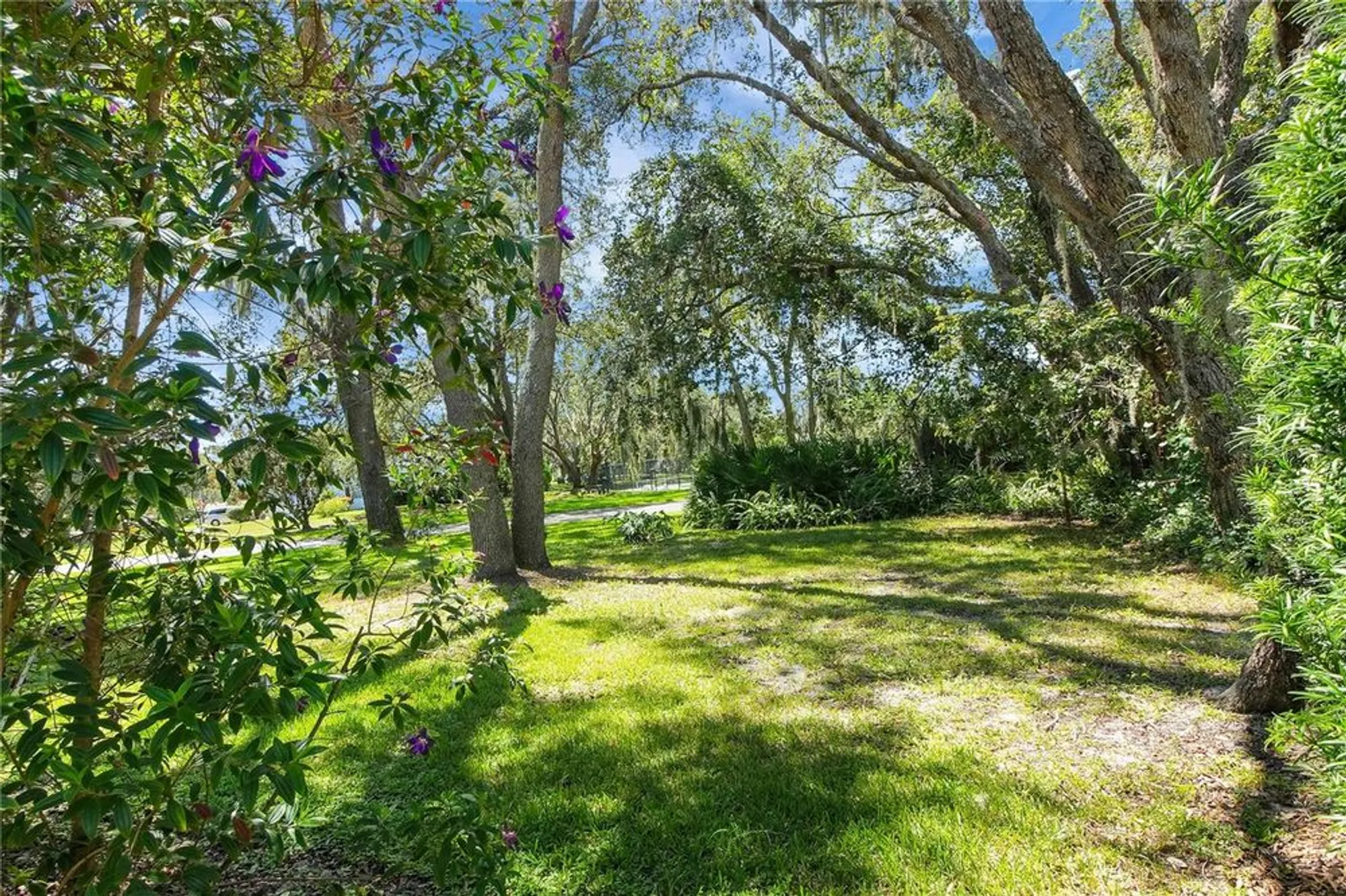 Property Slideshow image 9 of 63 | 610 fannich ct, Leesburg, FL, 34788