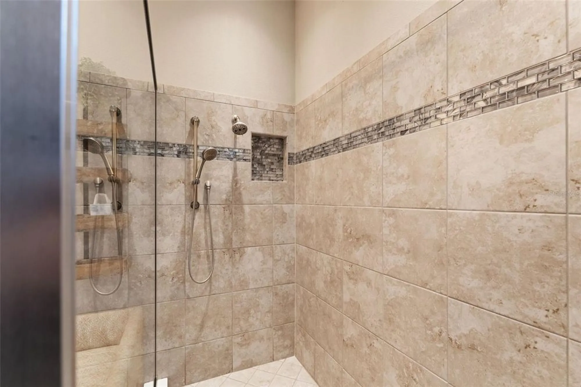 Property Slideshow image 39 of 76 | 11295 juglans dr, Odessa, FL, 33556
