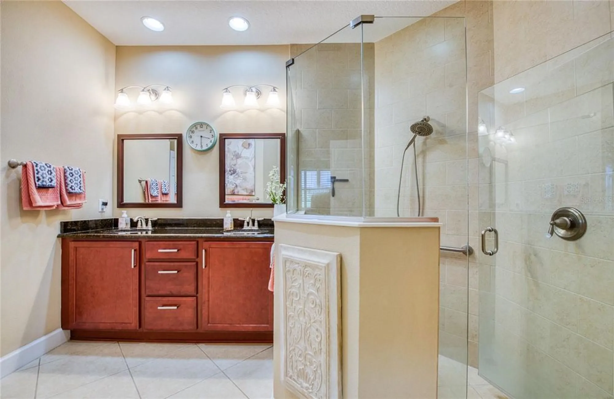 Property Slideshow image 21 of 40 | 2227 nottingham greens dr, Sun City Center, FL, 33573