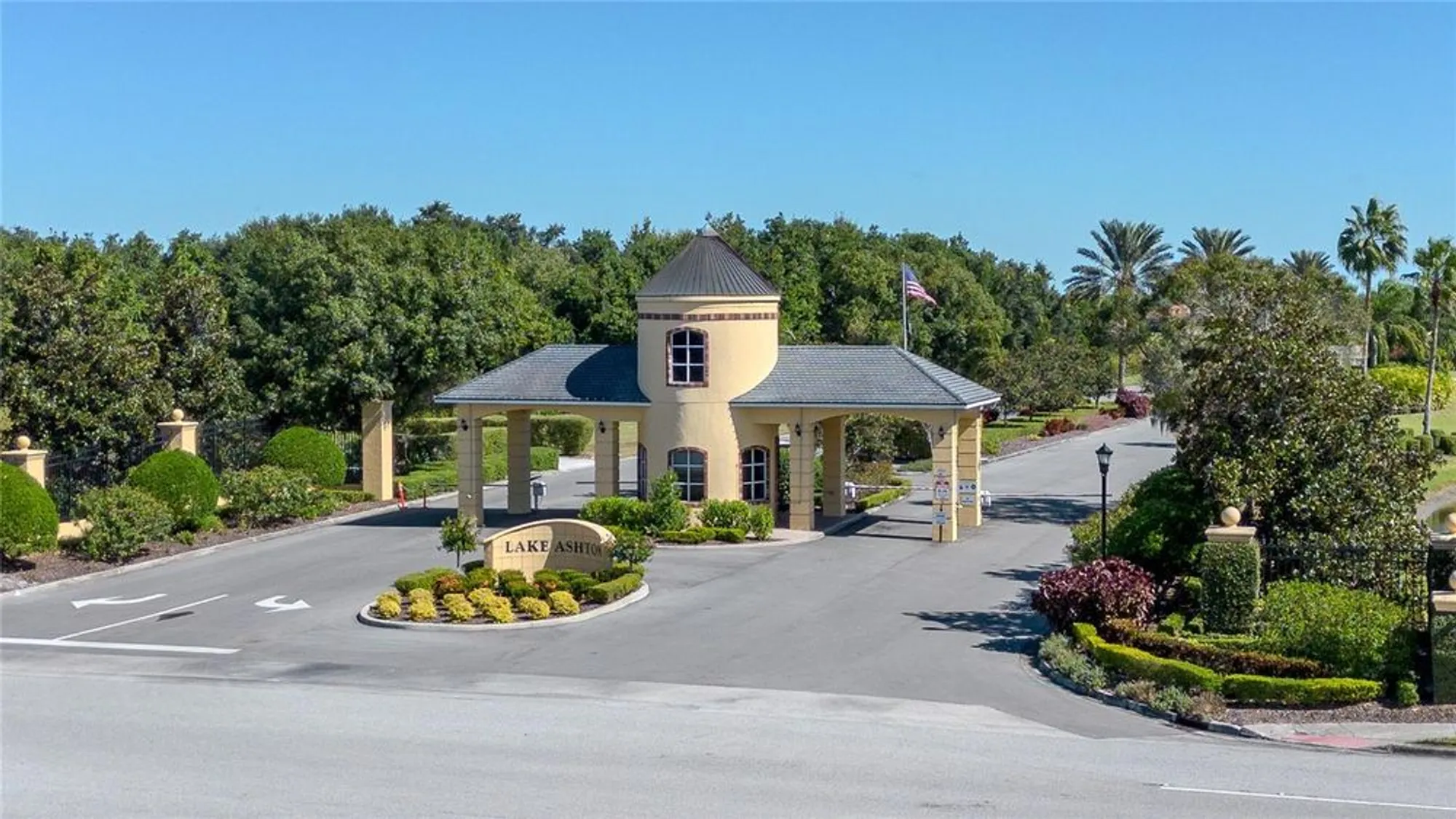 Property Slideshow image 39 of 48 | 5461 hogan ln, Winter Haven, FL, 33884