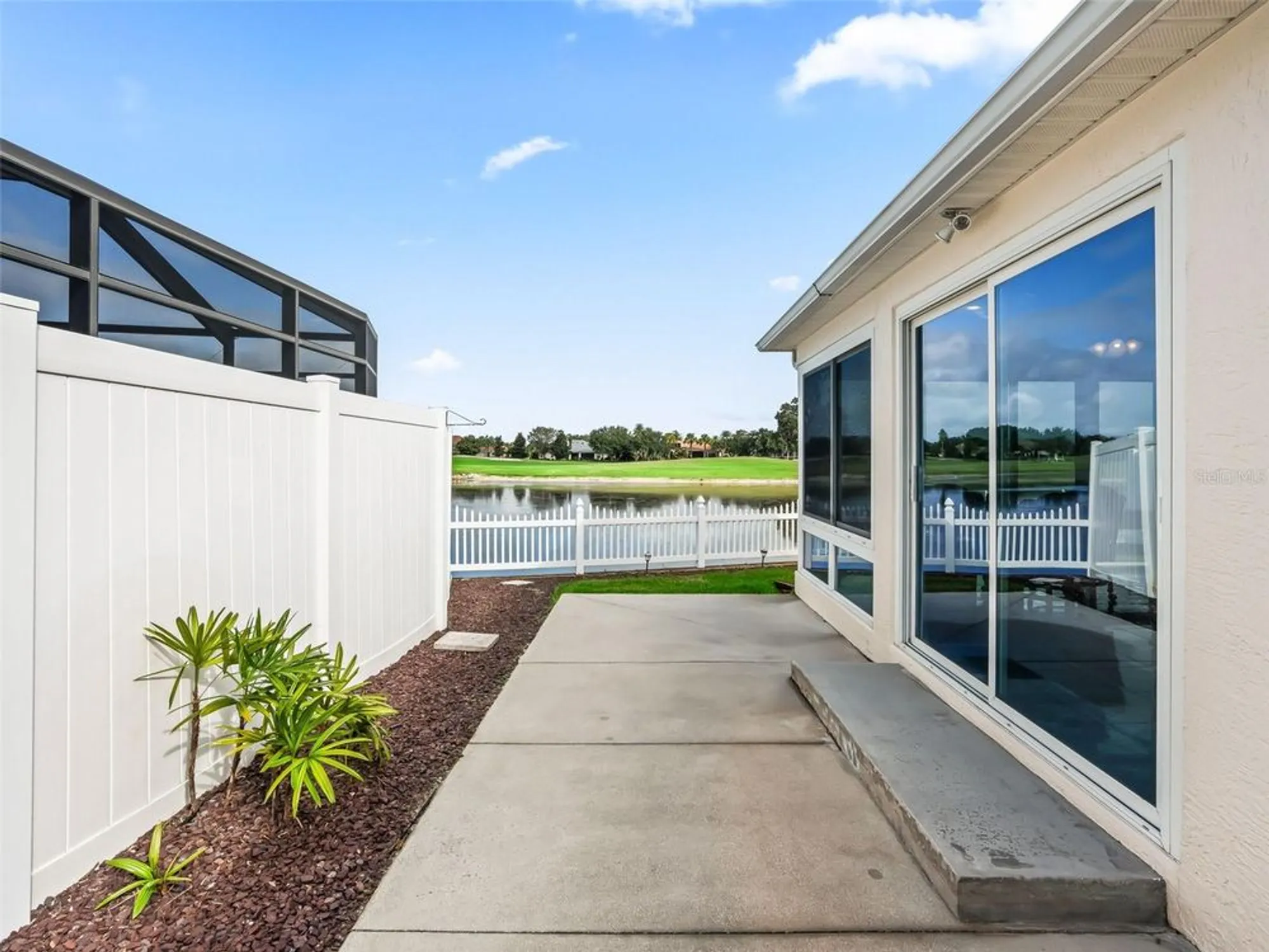 Property Slideshow image 40 of 54 | 1225 edgewater ln, The Villages, FL, 32162