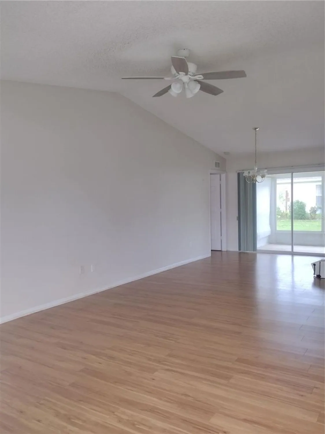 Property Slideshow image 4 of 24 | 8478 sw 61st terrace rd, Ocala, FL, 34476