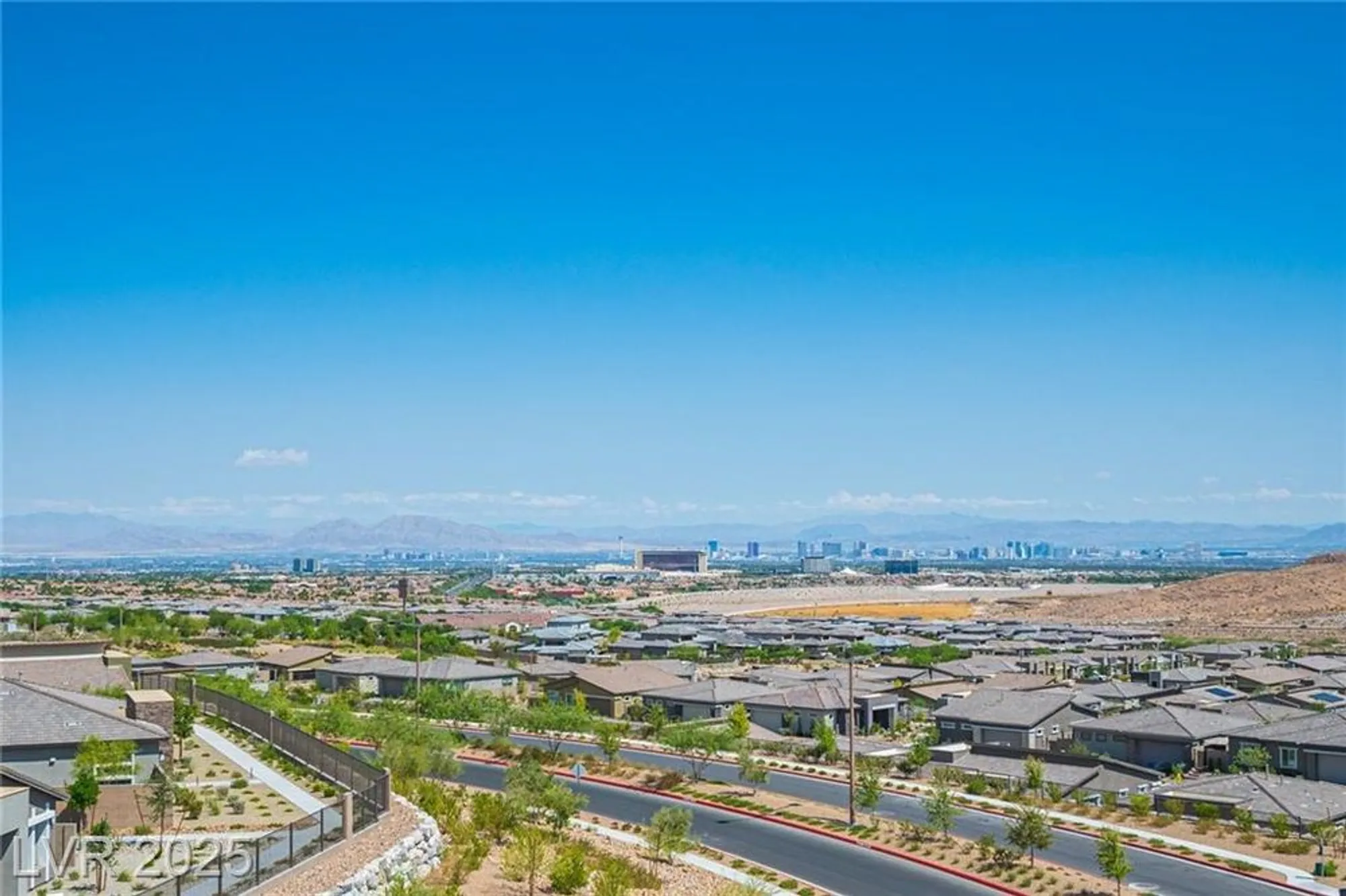 Property Slideshow image 72 of 92 | 936 mayfield manor ln, Las Vegas, NV, 89138