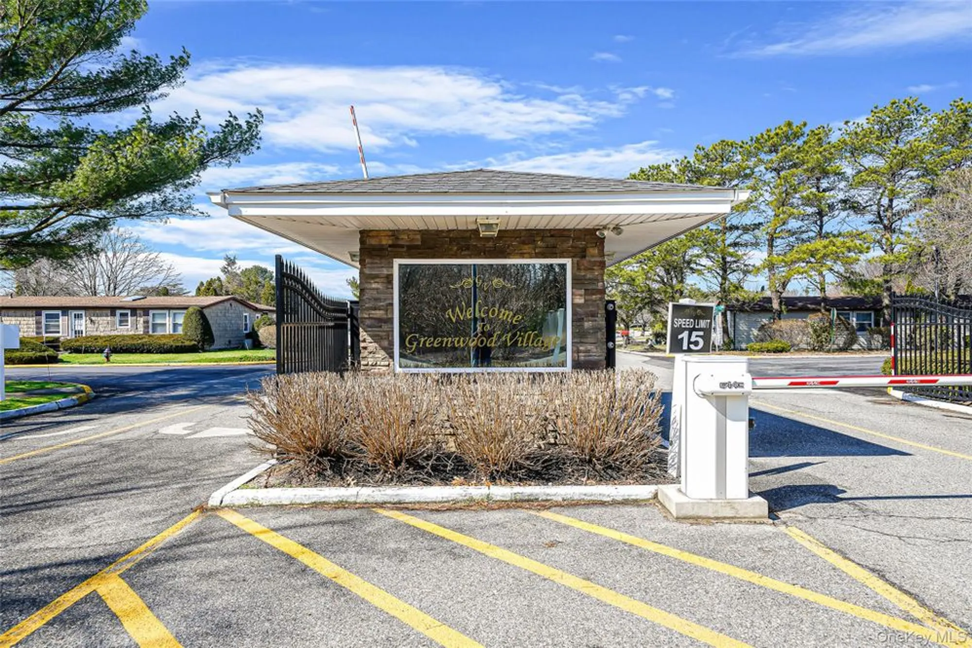 Property Slideshow image 28 of 29 | 91 village cir, Manorville, NY, 11949