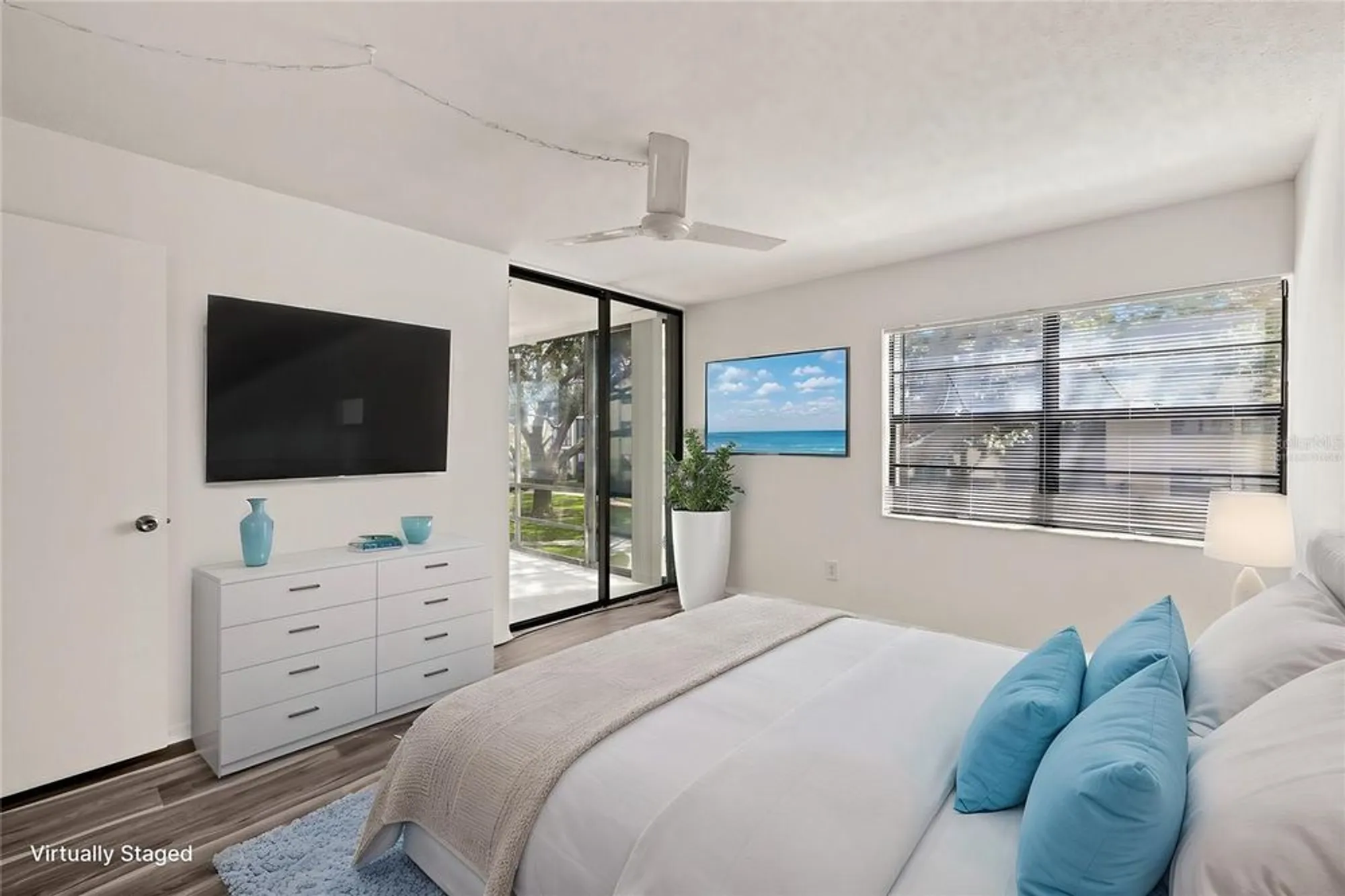 Property Slideshow image 5 of 44 | 14130 rosemary ln 2208, Largo, FL, 33774