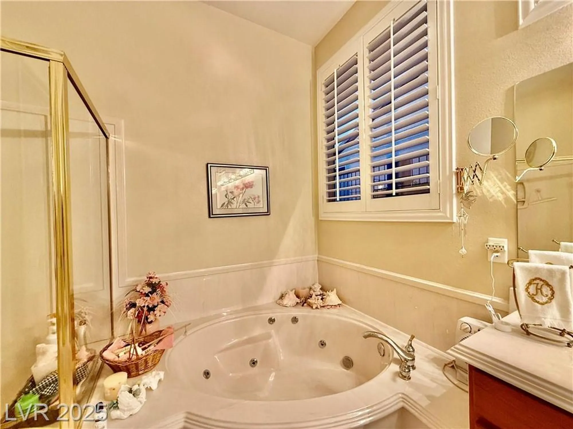 Property Slideshow image 34 of 51 | 2851 scotts valley dr, Henderson, NV, 89052