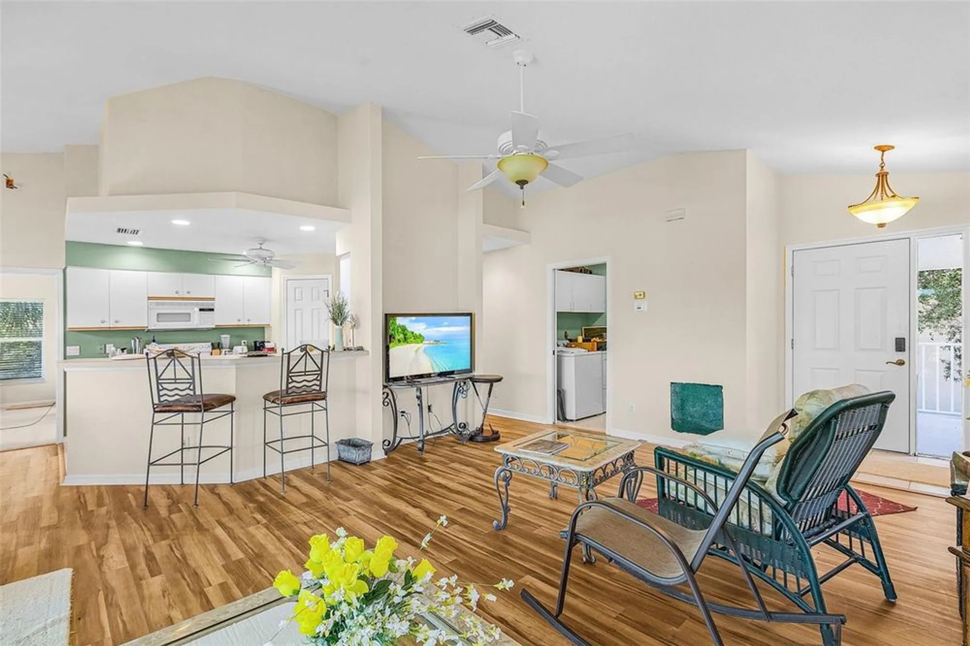 Property Slideshow image 19 of 26 | 14008 willow glen ct 210, Port Charlotte, FL, 33953