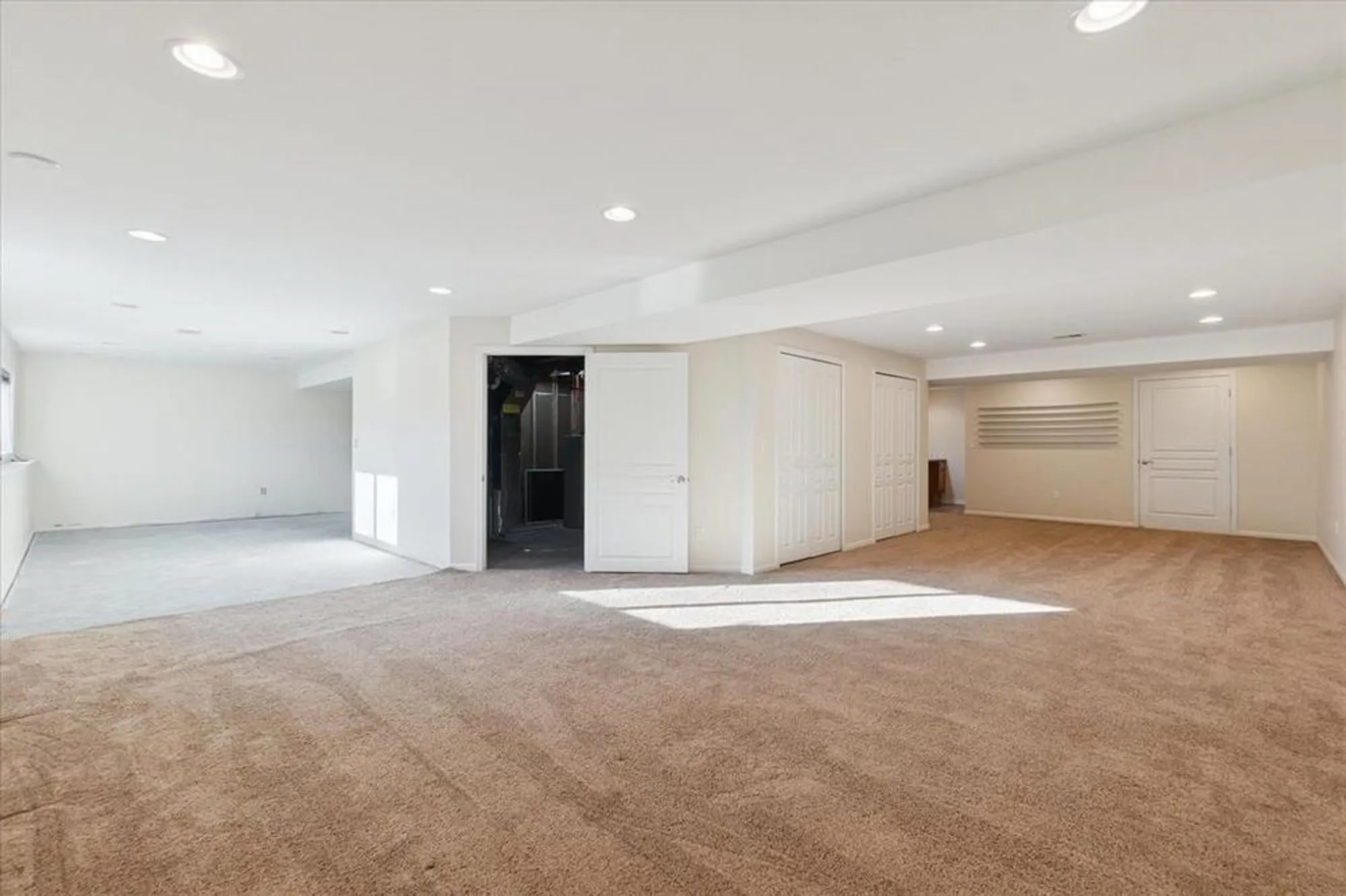 Property Slideshow image 34 of 67 | 9525 pine valley dr, Grand Blanc, MI, 48439